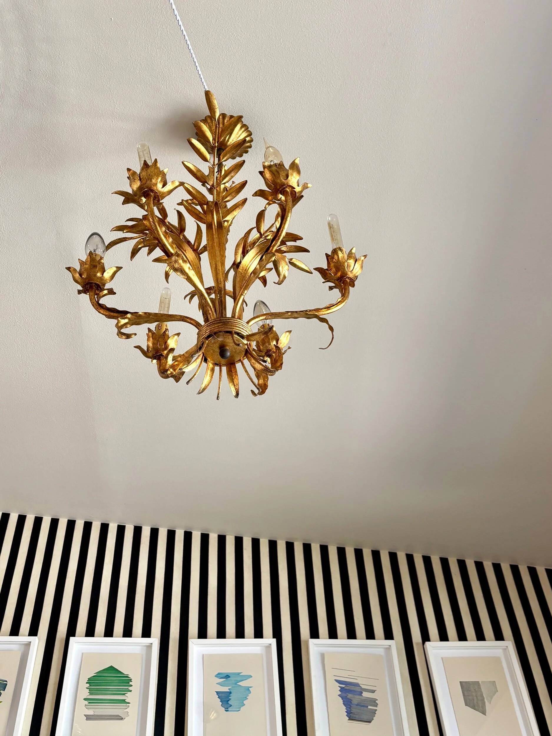 6-light chandelier in gold metal