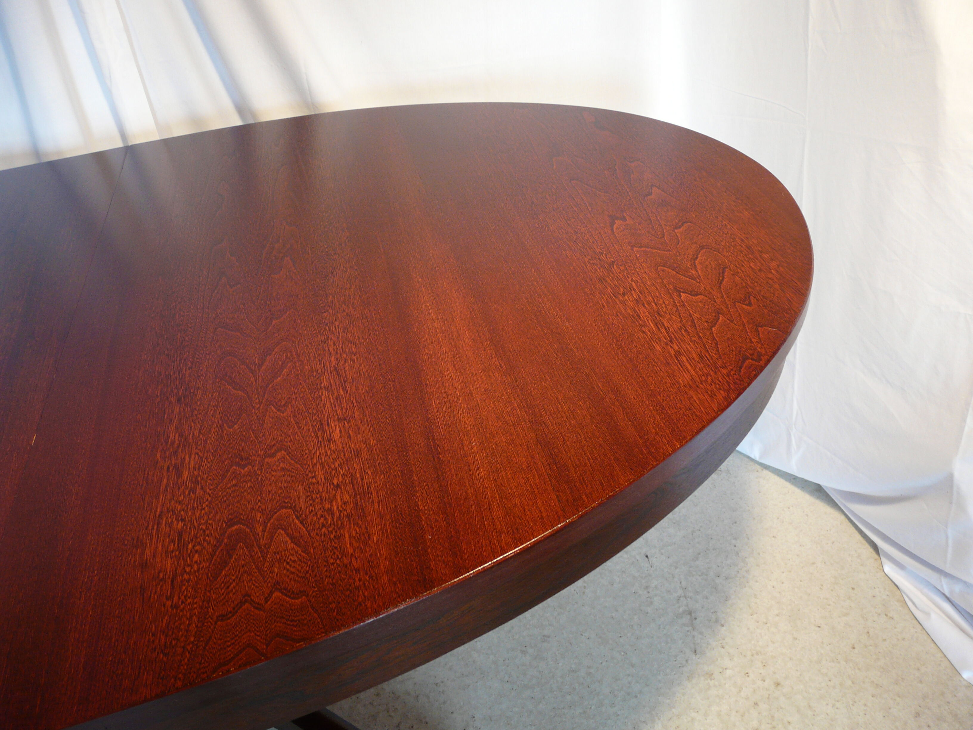 Baumann vintage Scandinavian extendable oval table