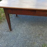 Limousin limousine farm table