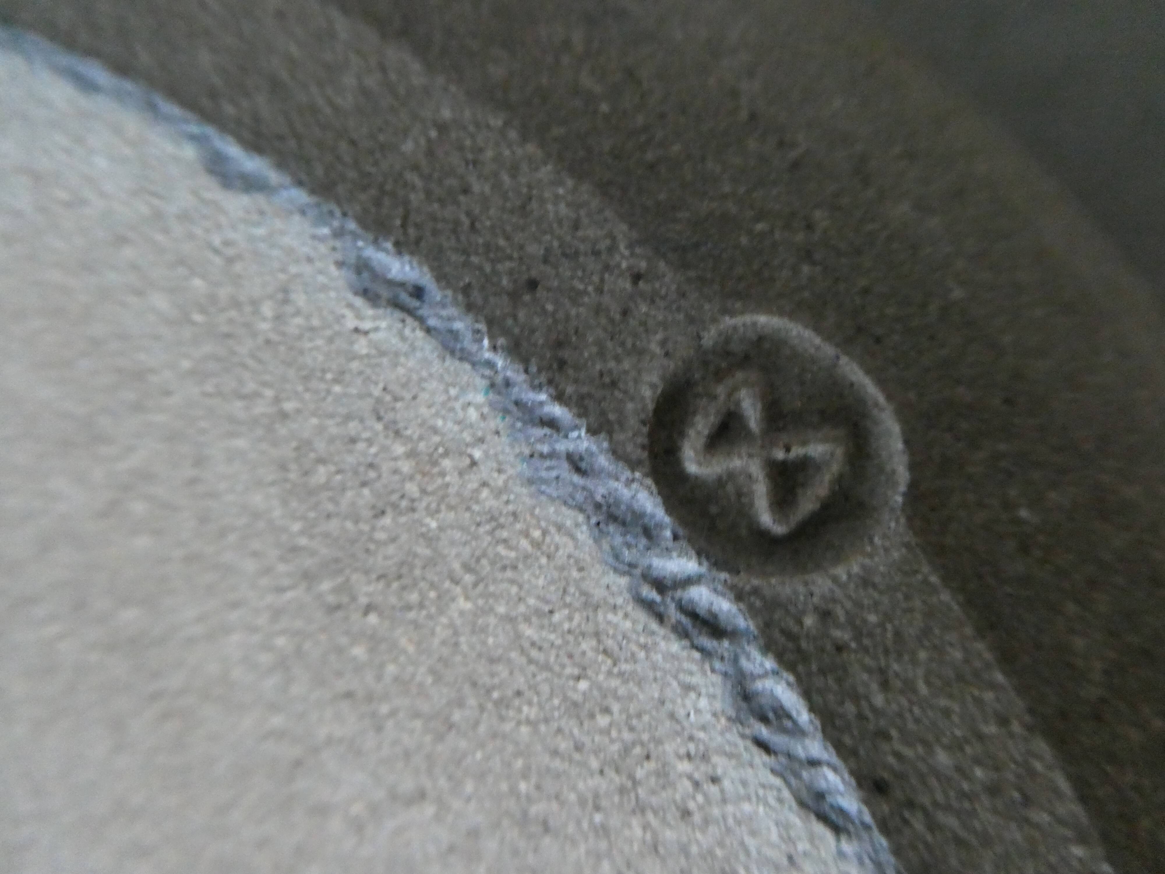 Dish hollow stoneware flower decoration, signed, 70 years