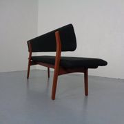 Large teak bench by Aksel Bender Madsen & Ejnar Larsen for Næstved Møbler, Denmark, 1950s.