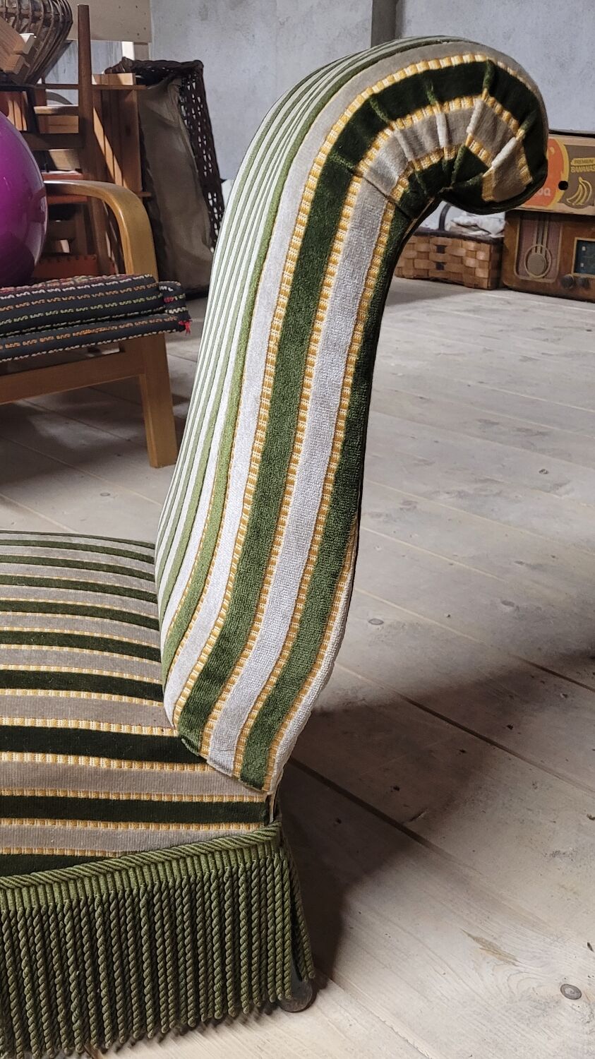 Napoleon III period velvet fireside chair