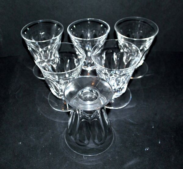 Lot de 6 verres à vin gobelet en cristal taillé à côtes plates Saint-Louis? proche Talleyrand 8.5cm
