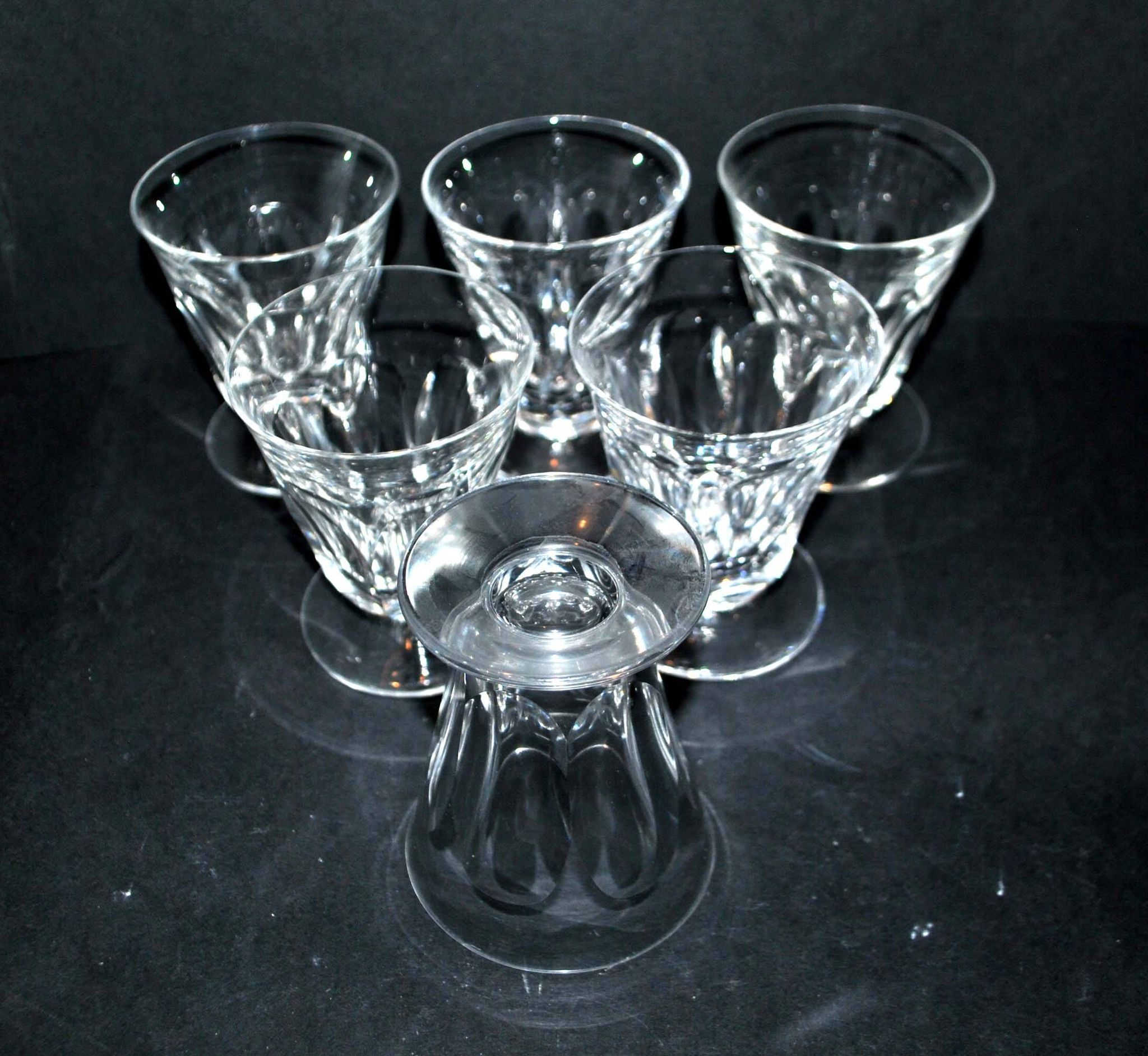 Set of 6 Saint-Louis flat-ribbed cut crystal goblet wine glasses? close Talleyrand 8.5cm