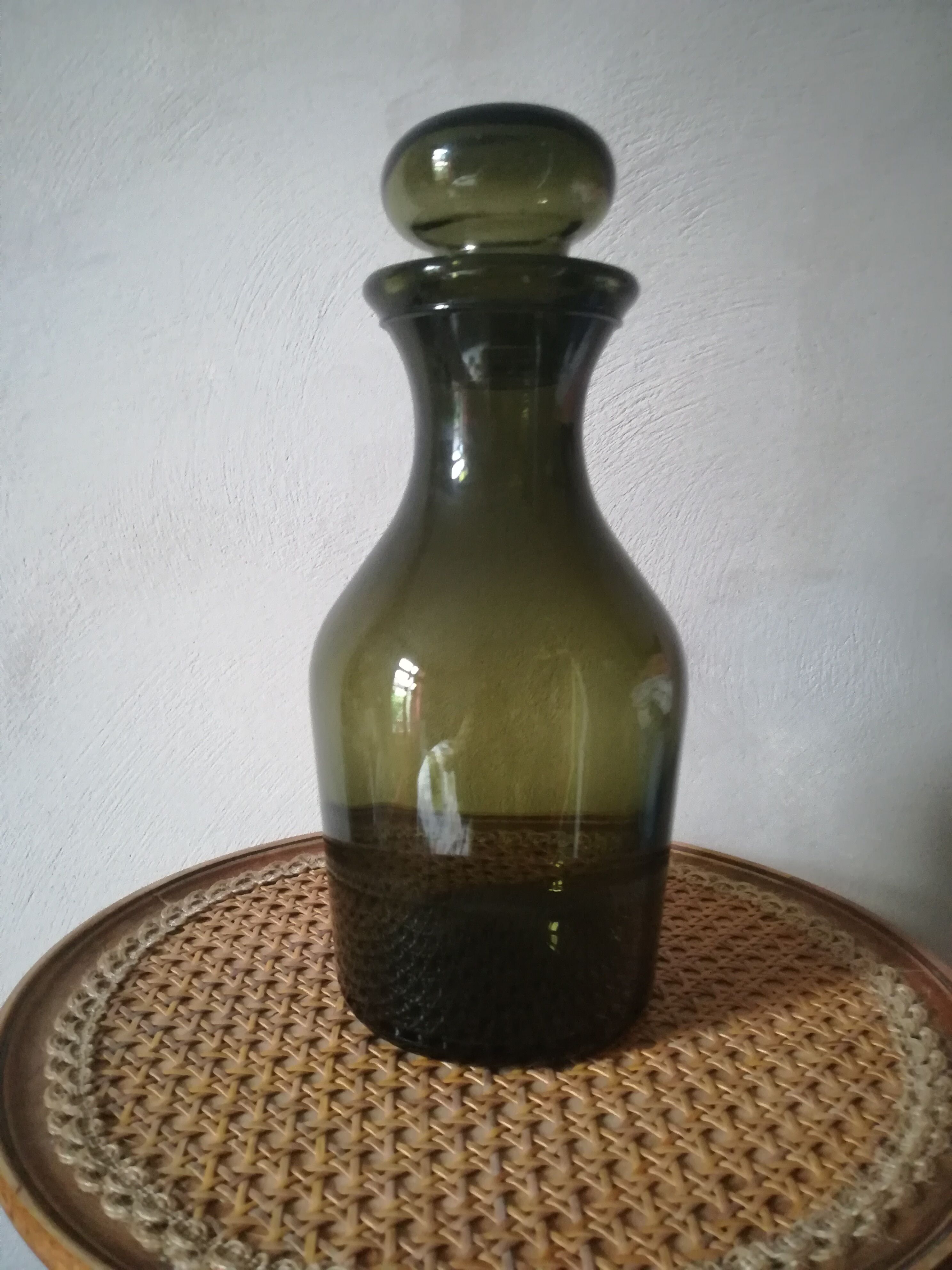 Black carafe