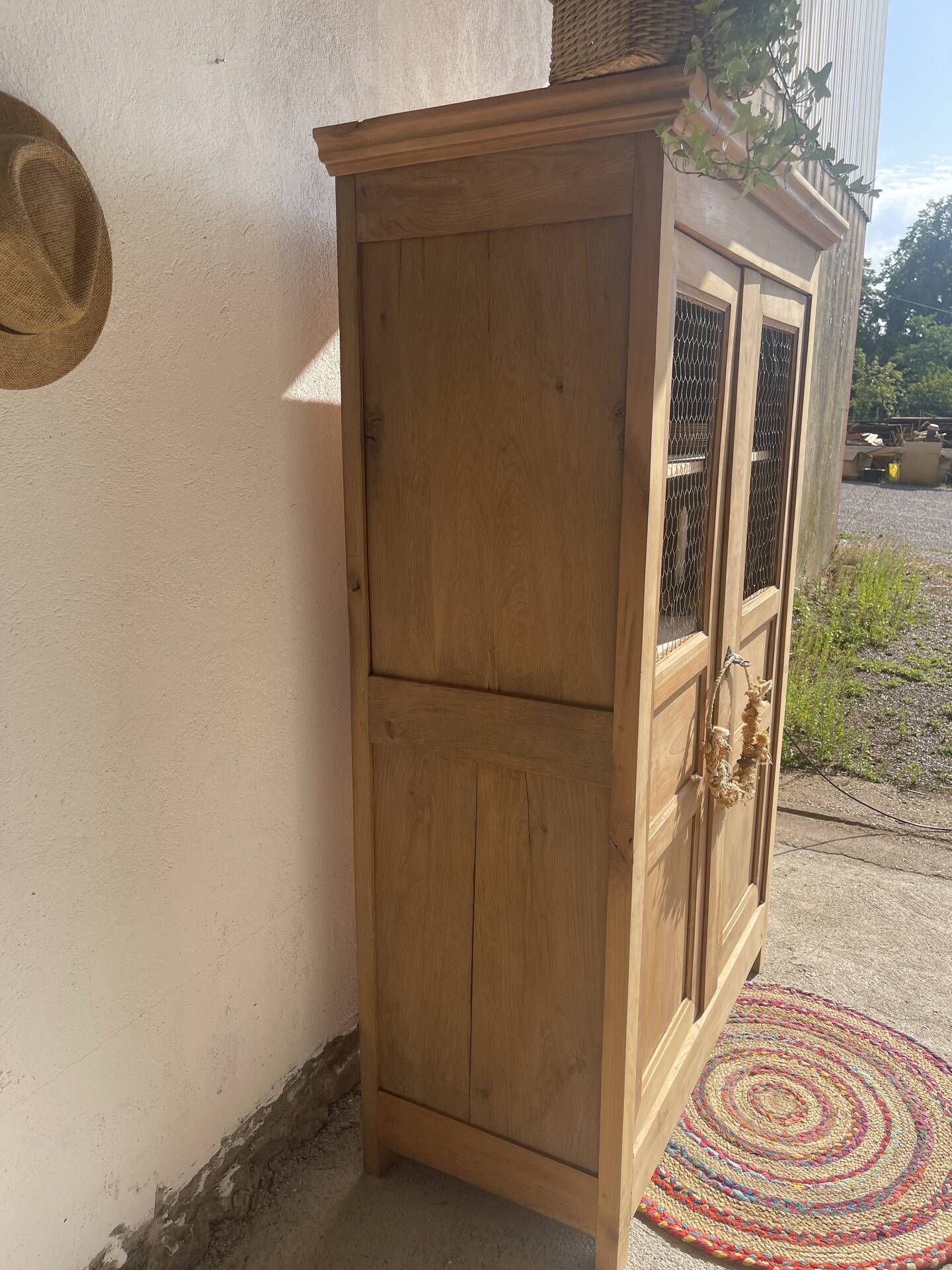 Armoire parisienne /vaisselier/bibliothèque