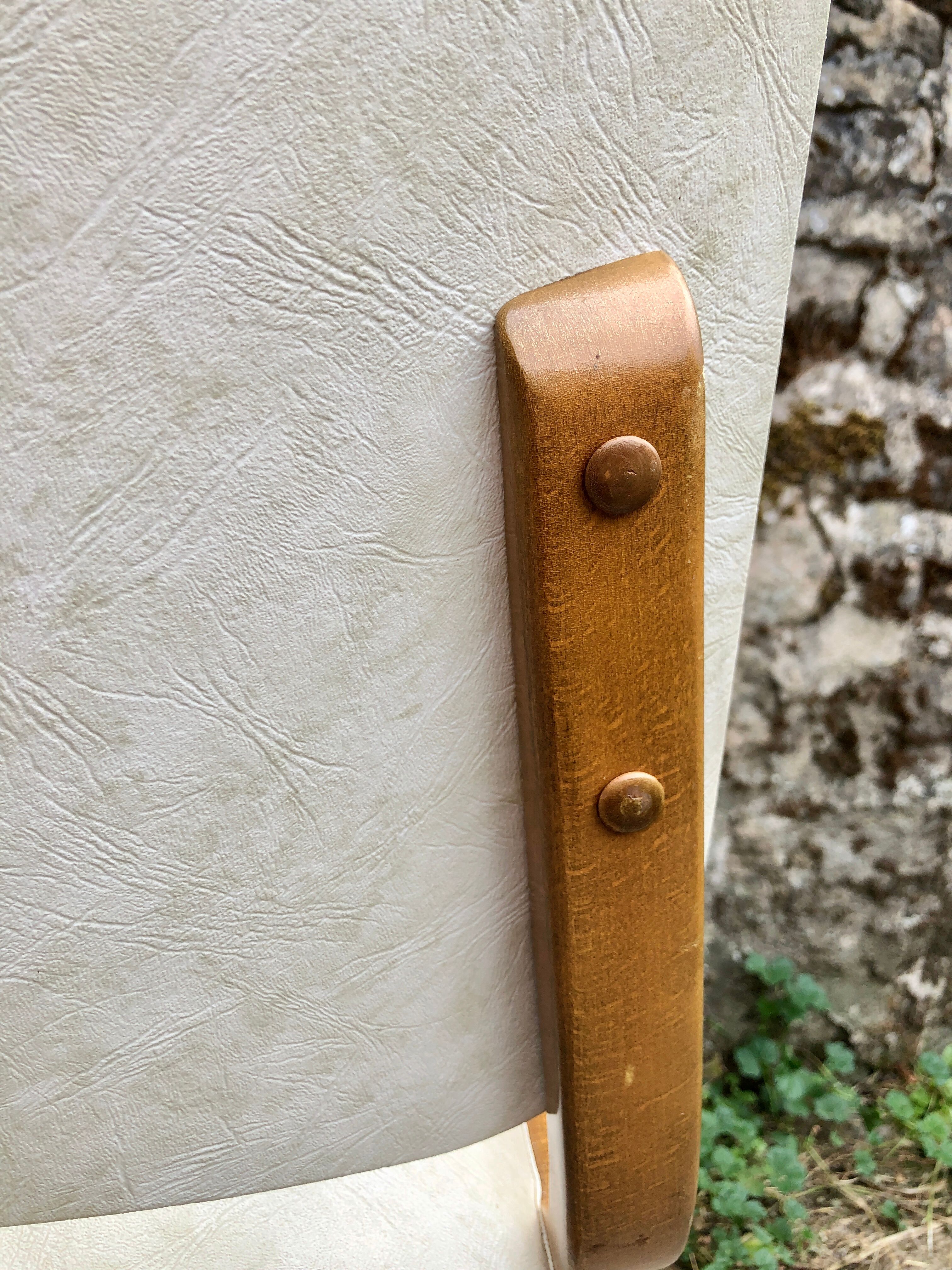 Set of 6 white chairs 1960