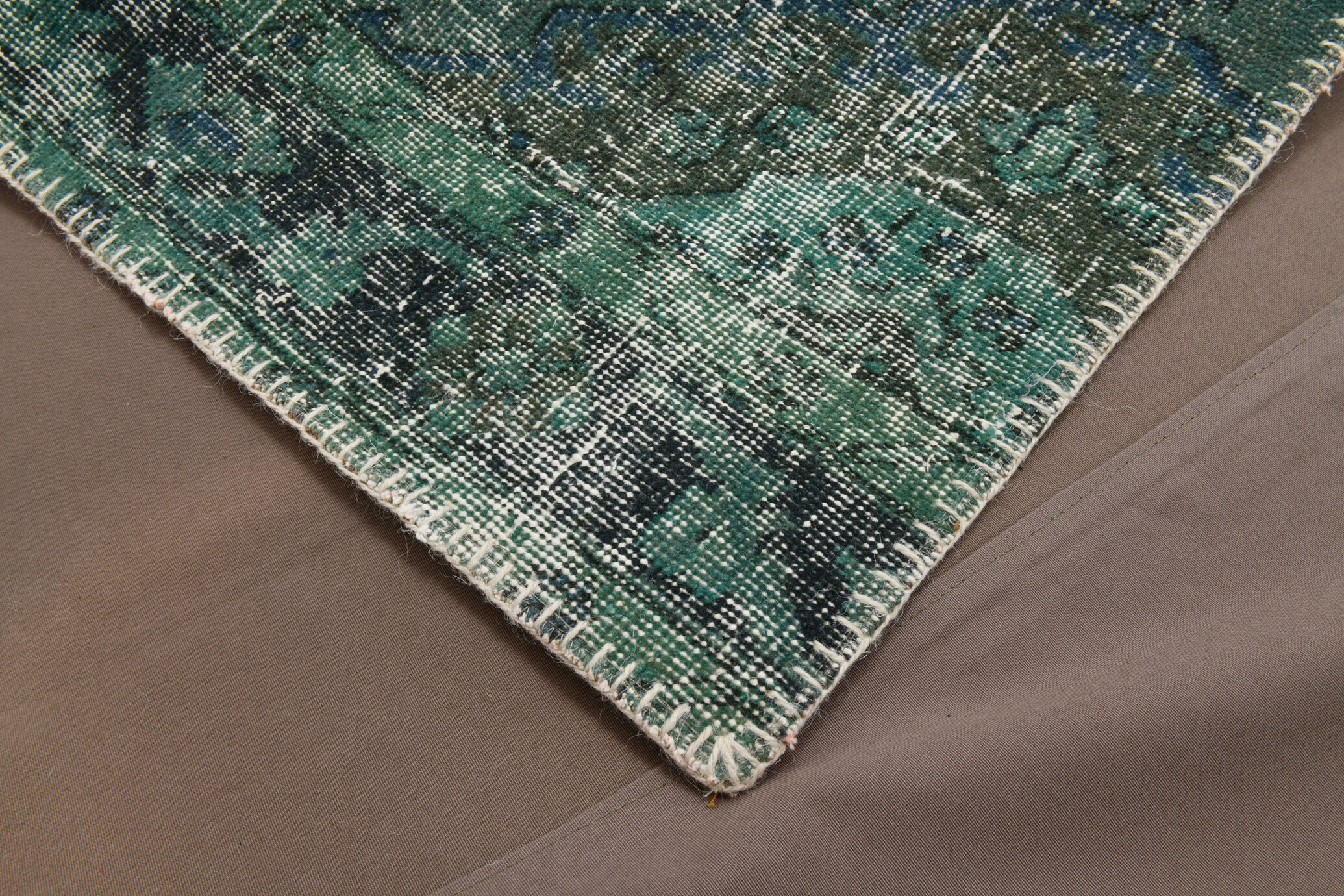 7x10 distressed multciolor vintage rug 301x220cm
