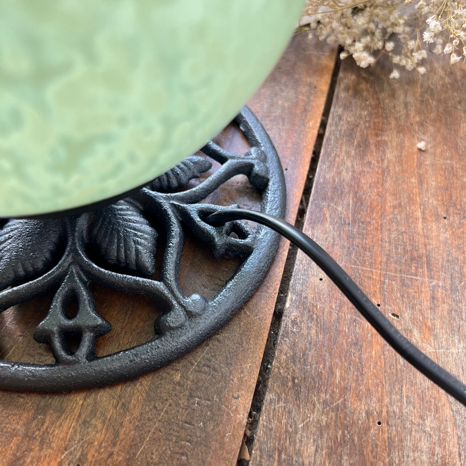 Table lamp "The Green Moon"