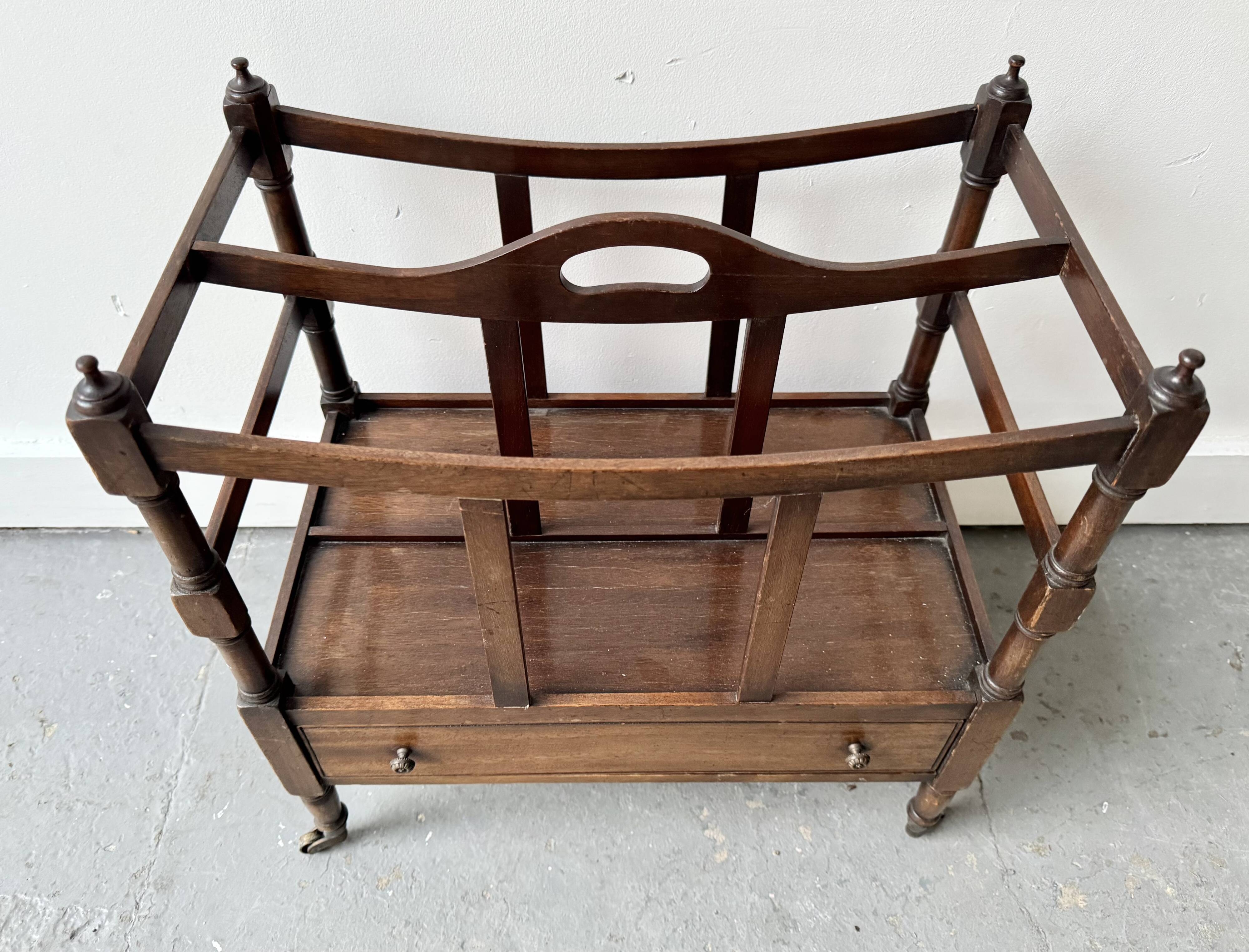 Canterbury Newspaper Magazine Rack