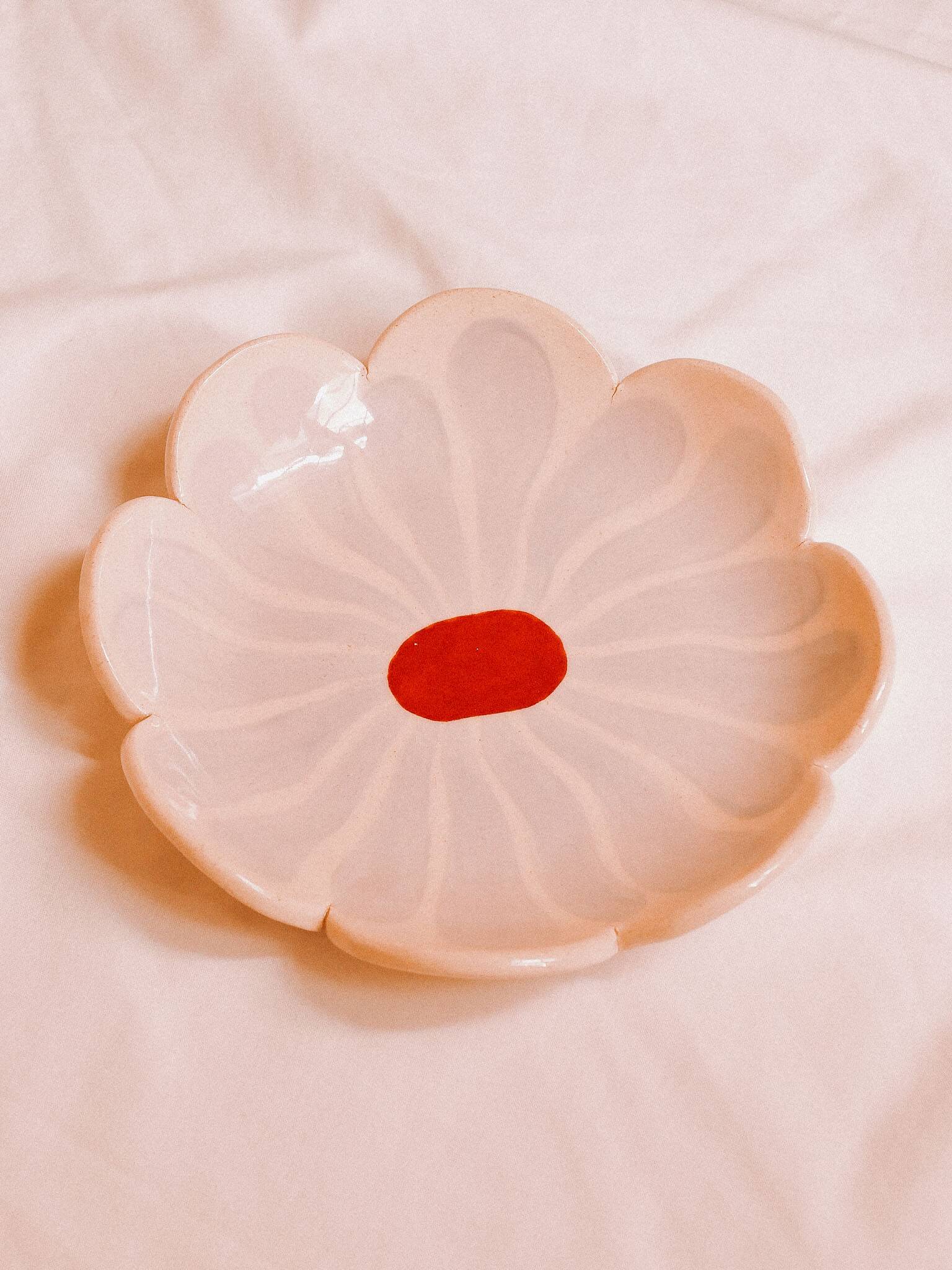 Assiette fleur lilas