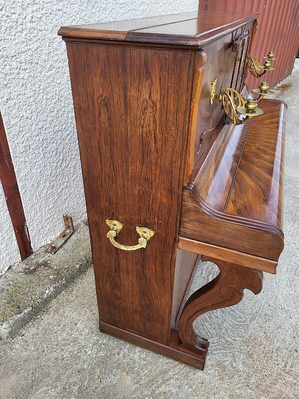 Old piano gaveau paris