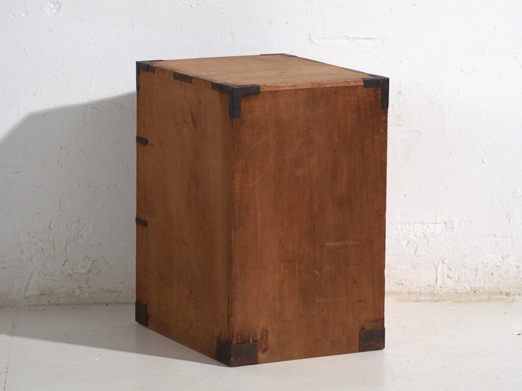 Small Japanese tansu with three drawers – Meiji Period (c. 1890–1926)