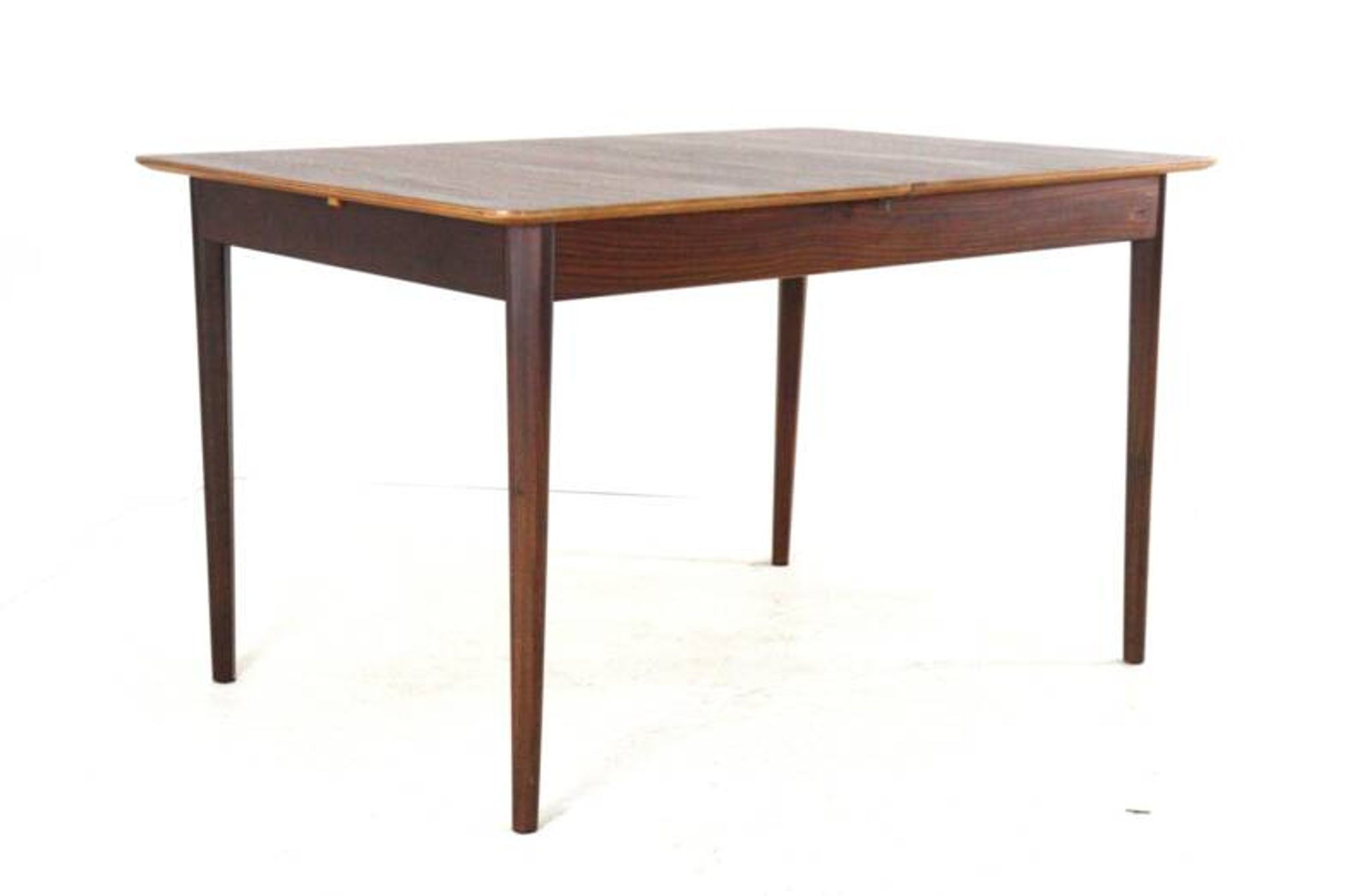 Rectangular Extendable Dining Table "Nichtevecht"