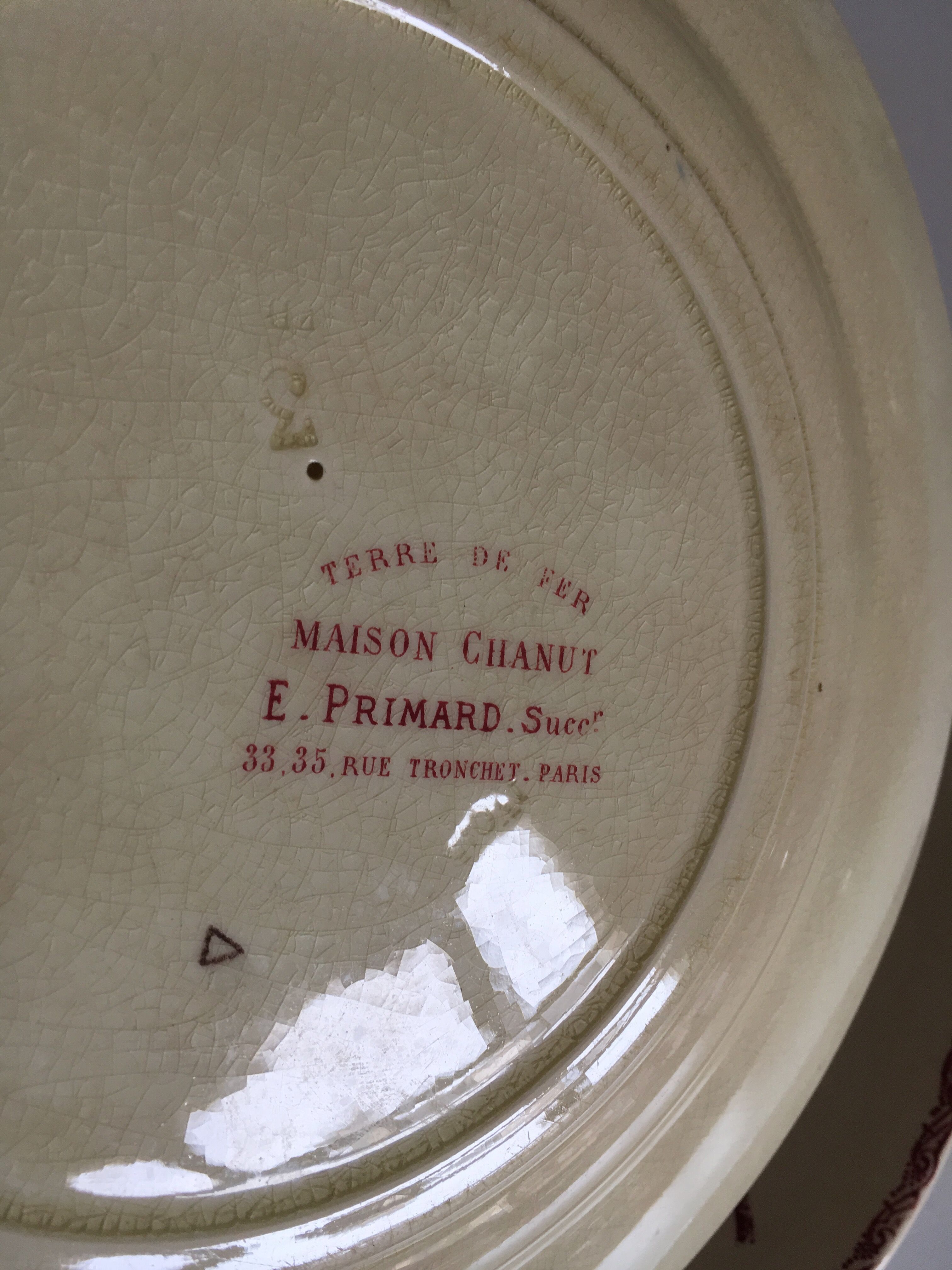 Set de 9 assiettes en faience 19e oiseaux Longwy