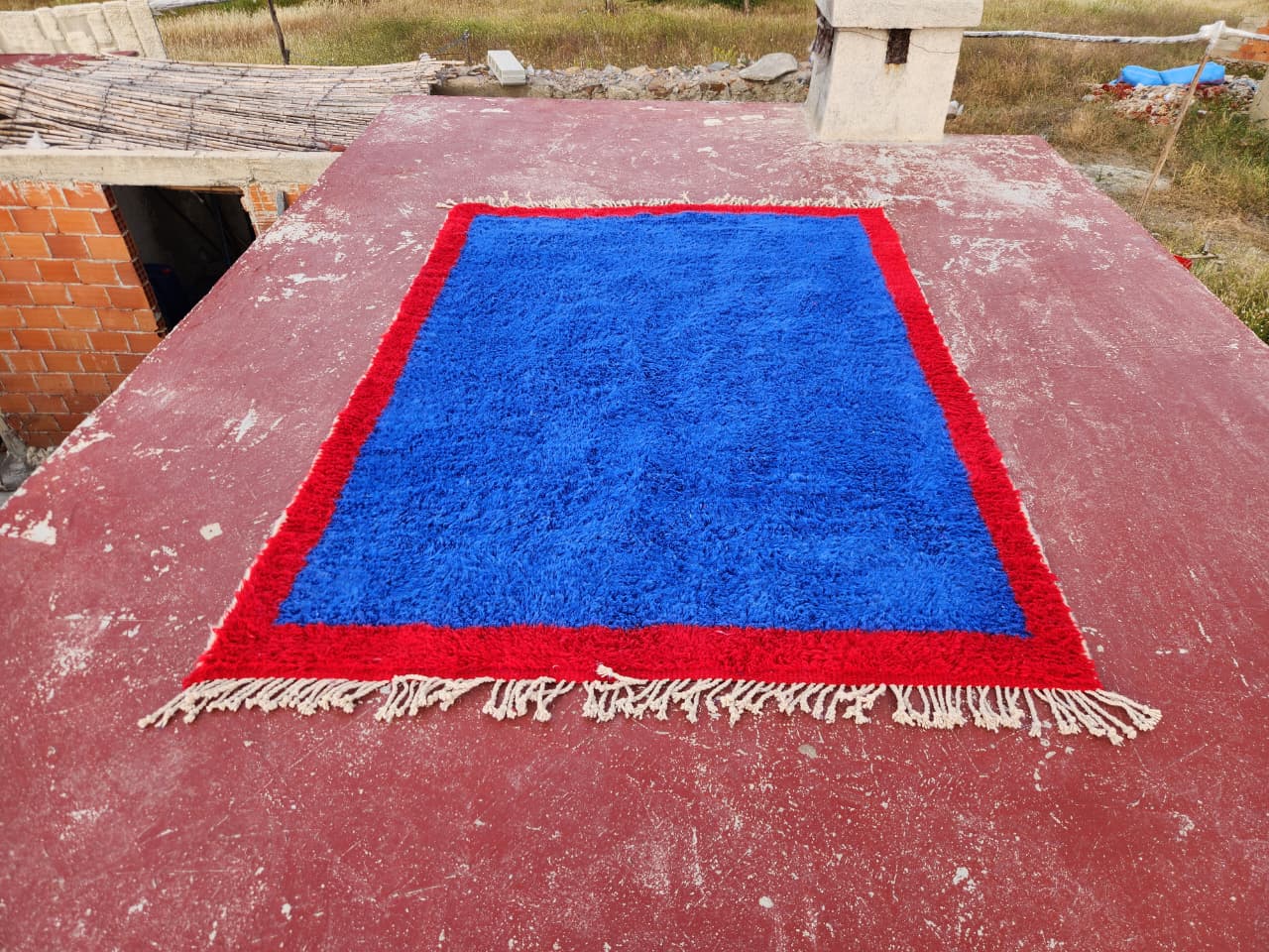 Authentic Beni Ouarain rug 250 x 180 cm – Cobalt blue and red – Piece