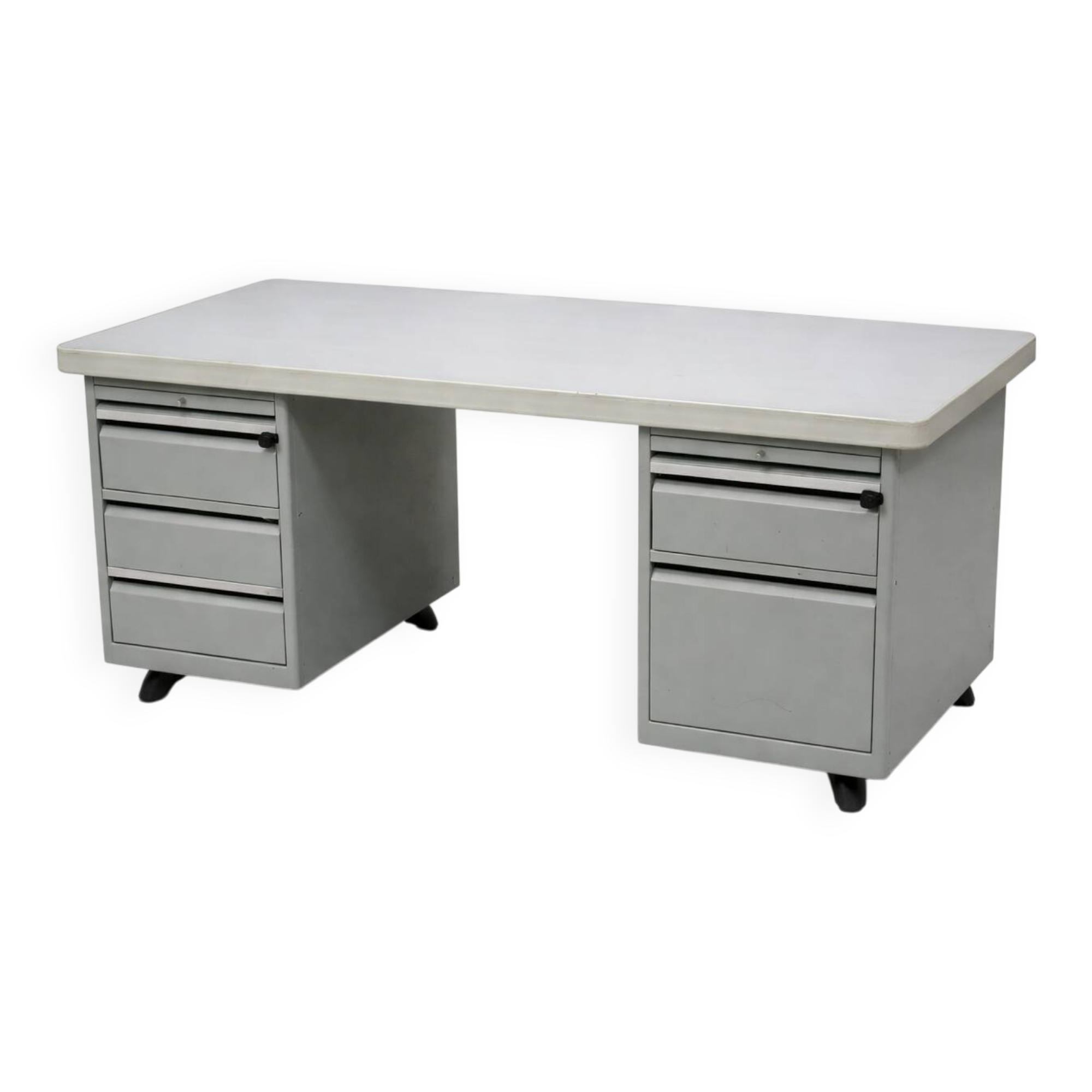 Vintage metal desk from the 1940s/50s.