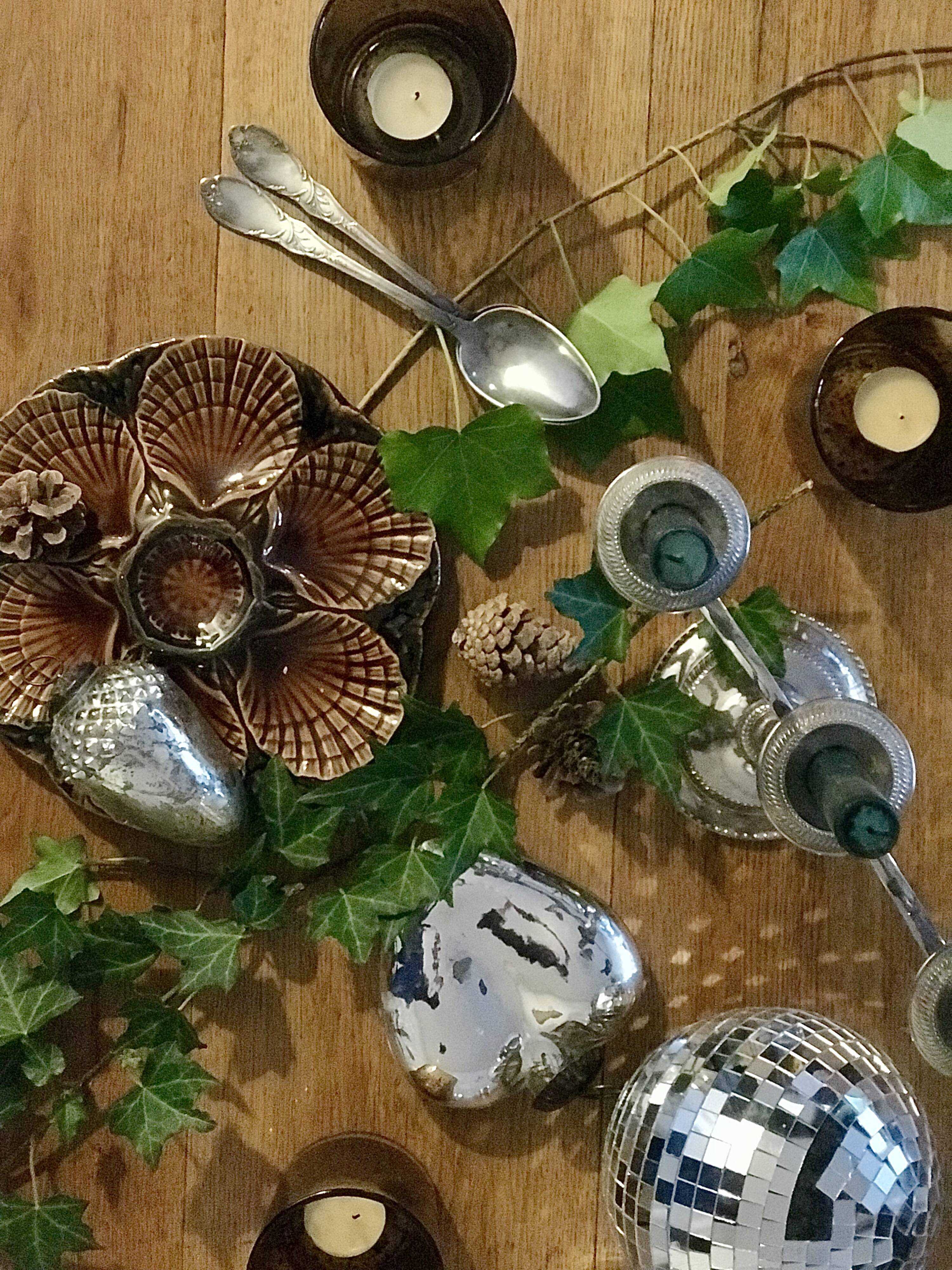 Set of 4 plates with oyster slurry