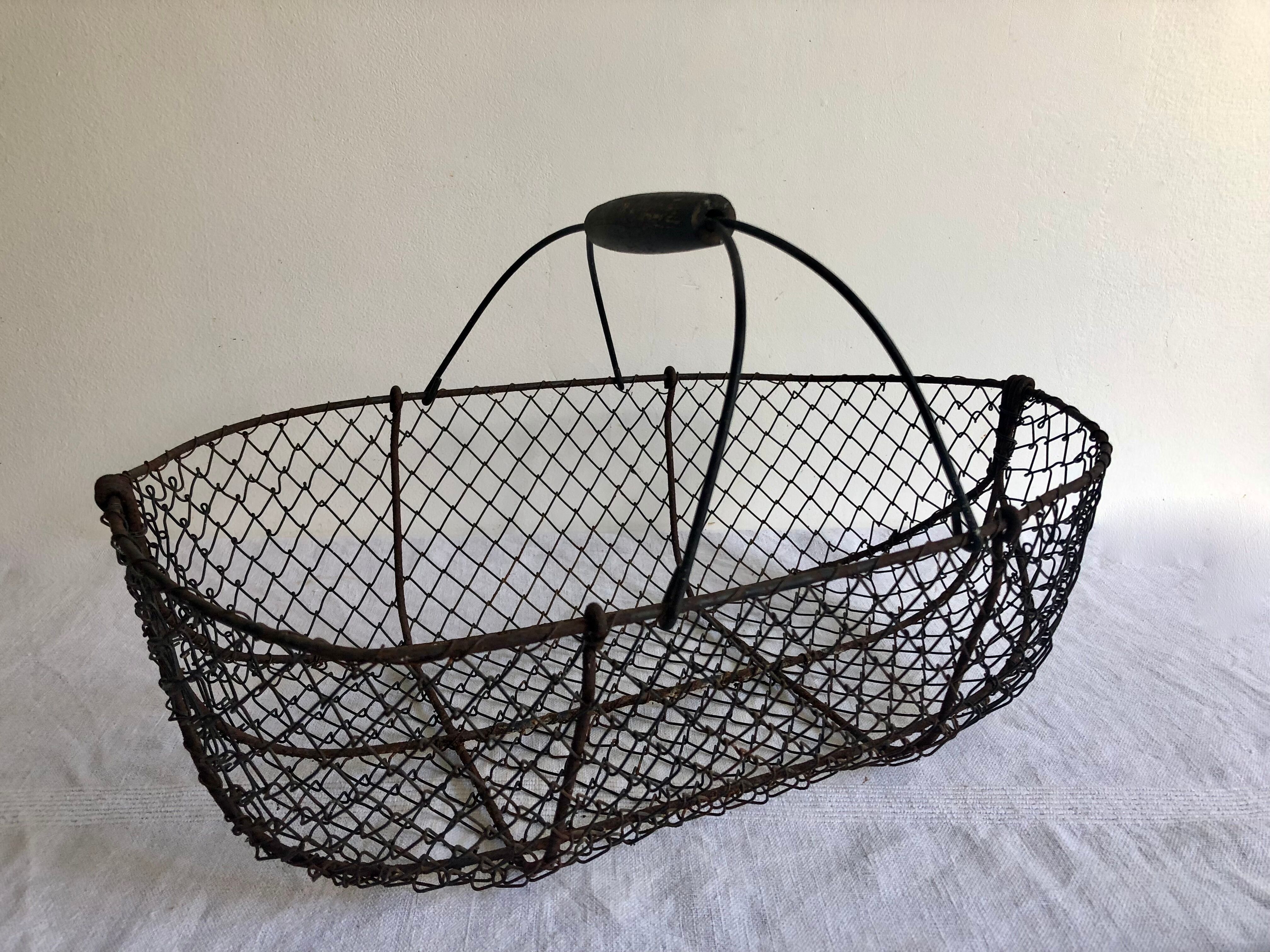 Garden basket, wire mesh