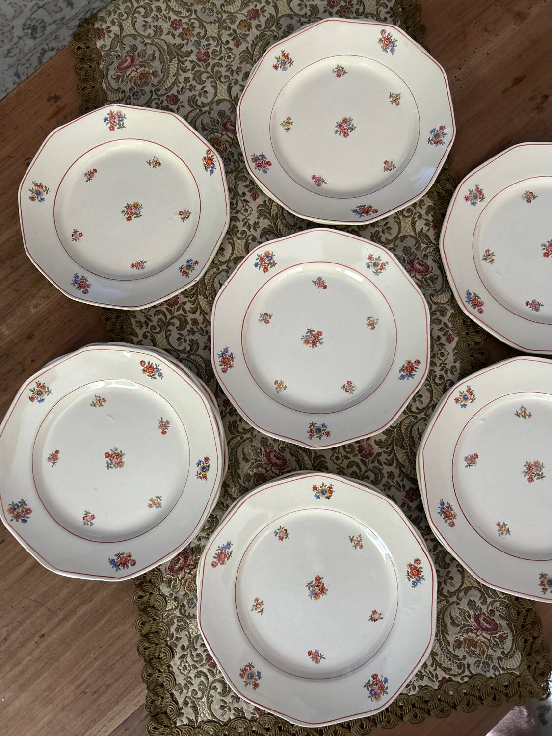 Set of 12 Vintage Dessert Plates