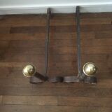 Paire de chenets ancien en fonte et laiton