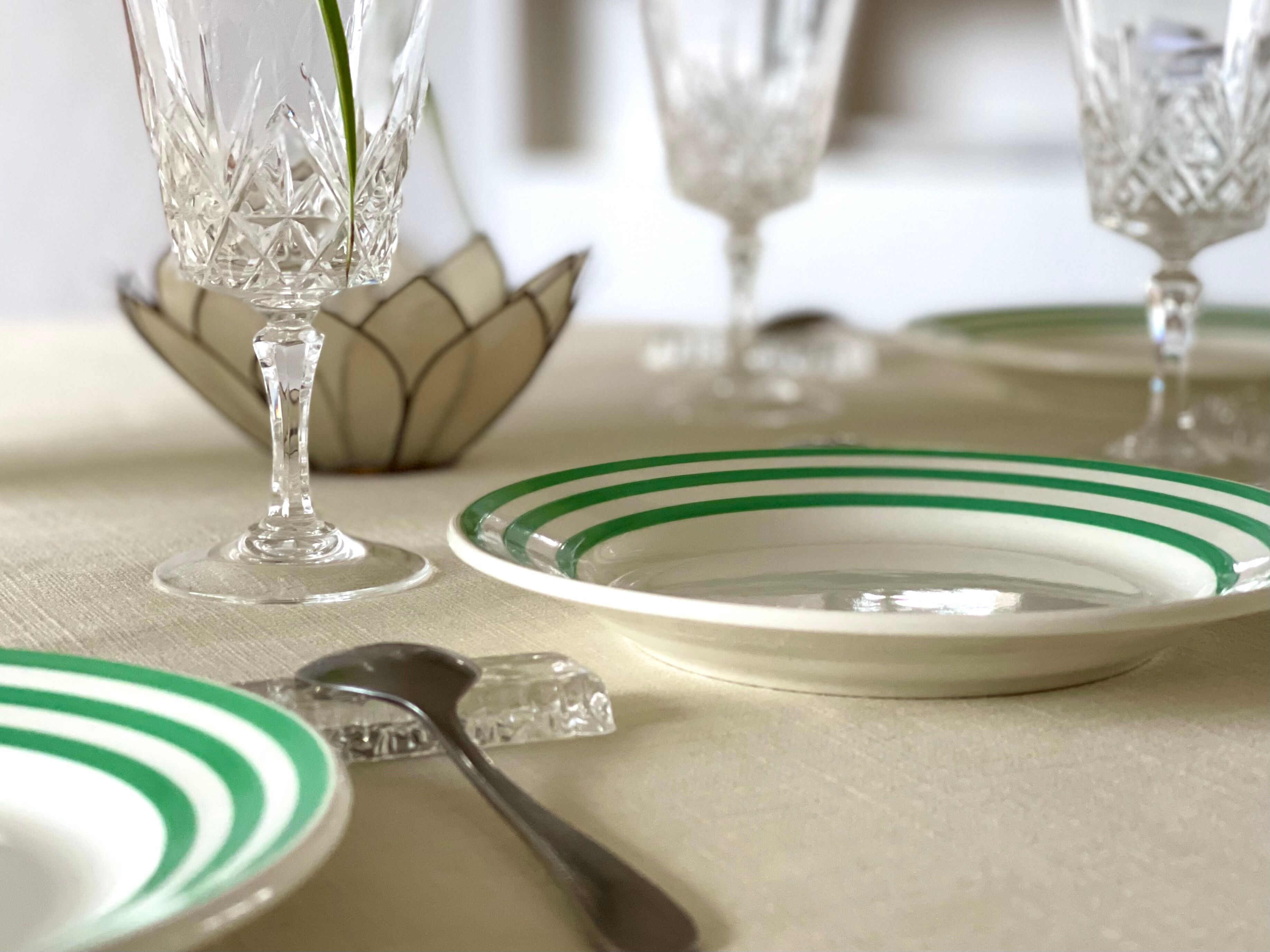 6 vintage Slave dessert plates