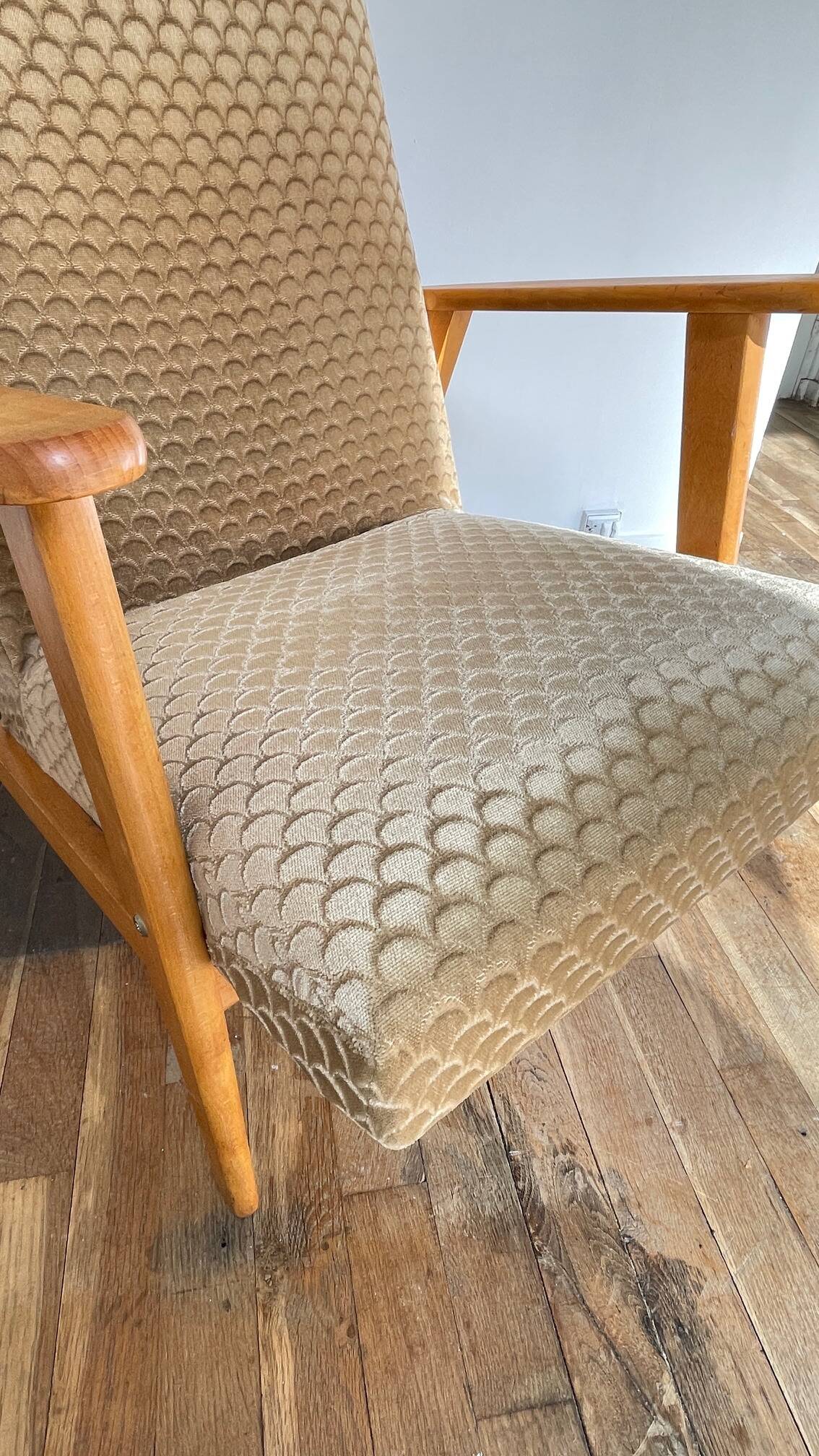 paire FAUTEUILS MANUCERE France Vintage