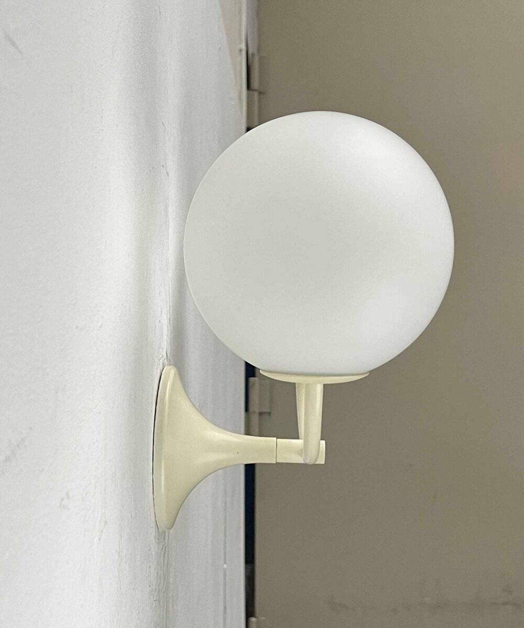 Swiss wall lamp mid-century design E.R. Nele for Temde, 1960s