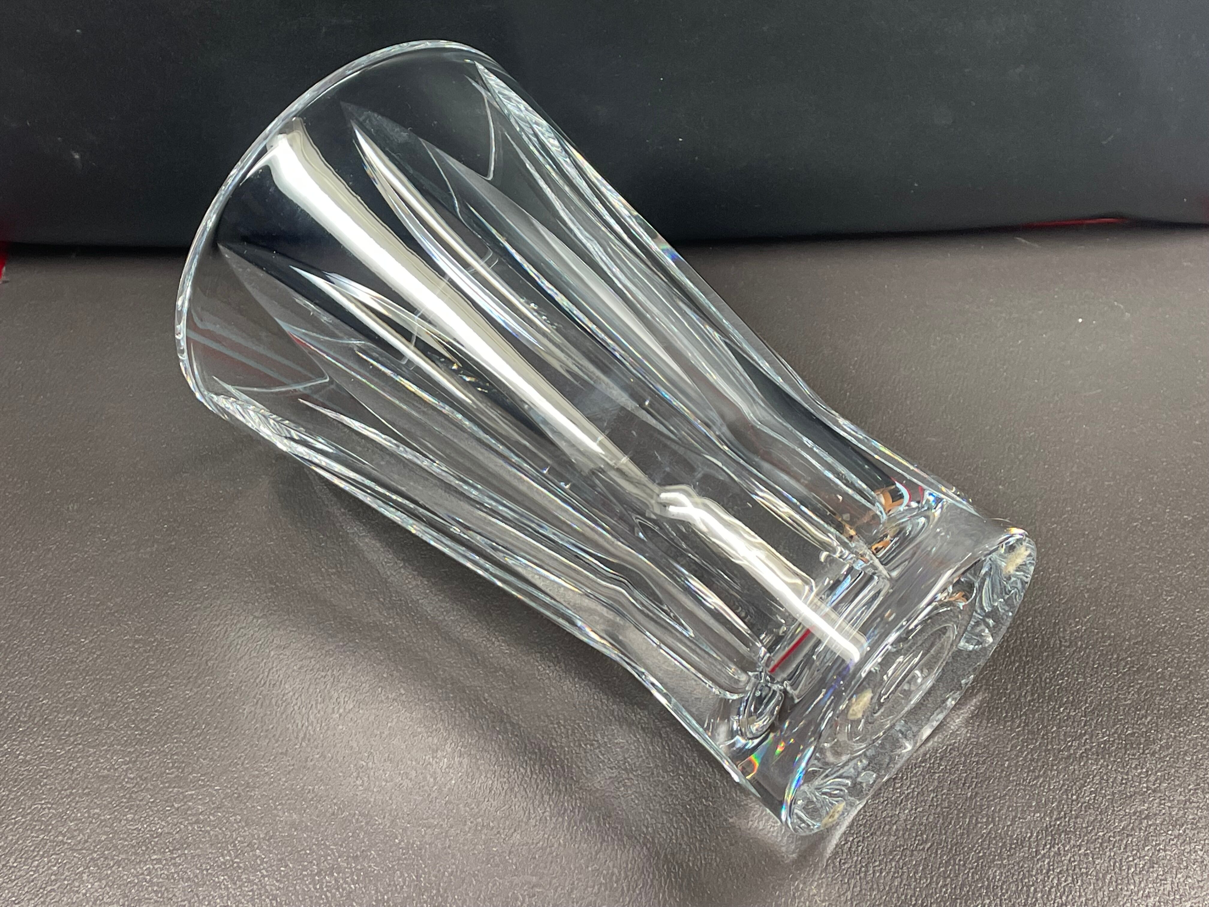Vase in Sèvres crystal signed