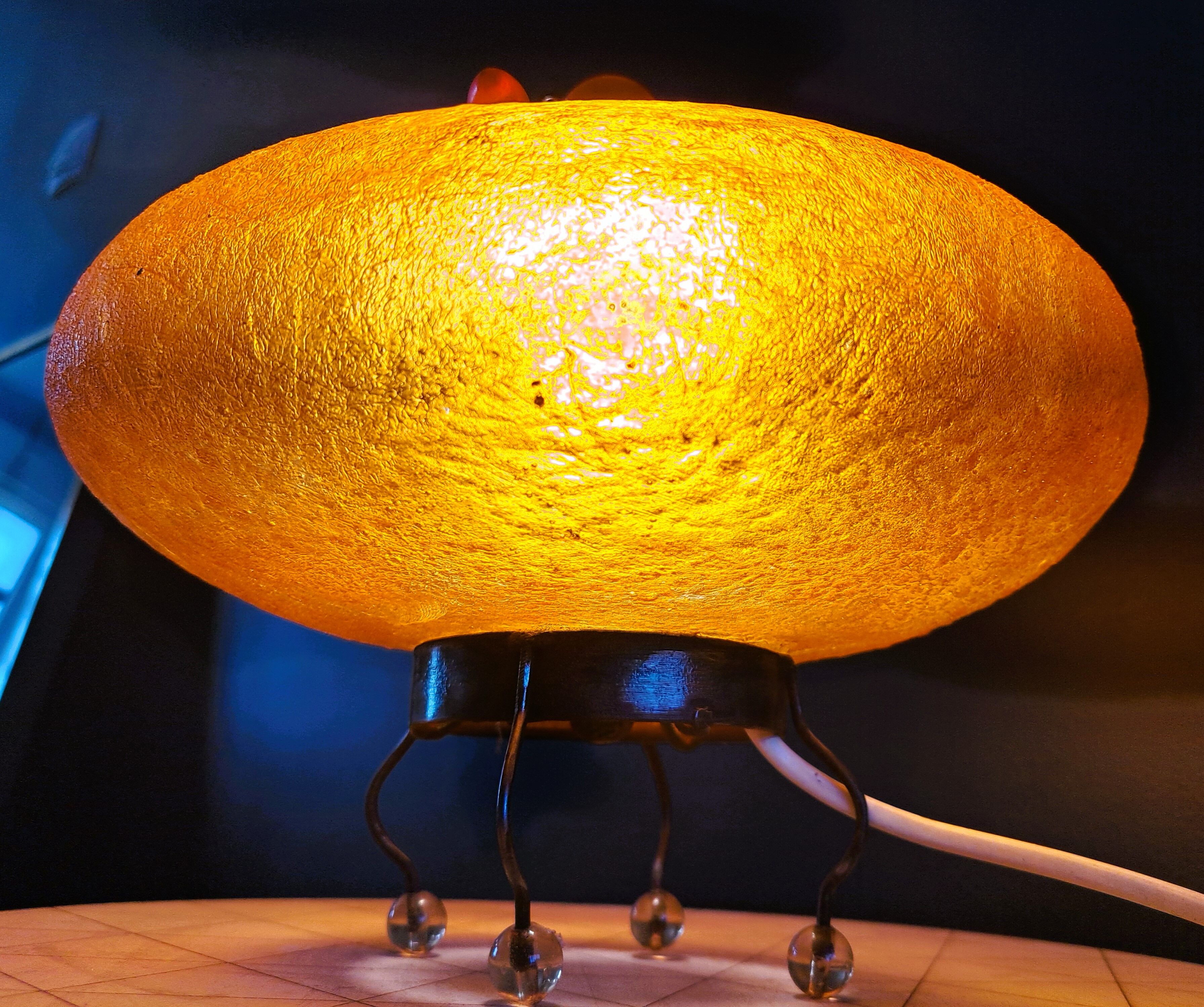 Vintage ufo space age lamp
