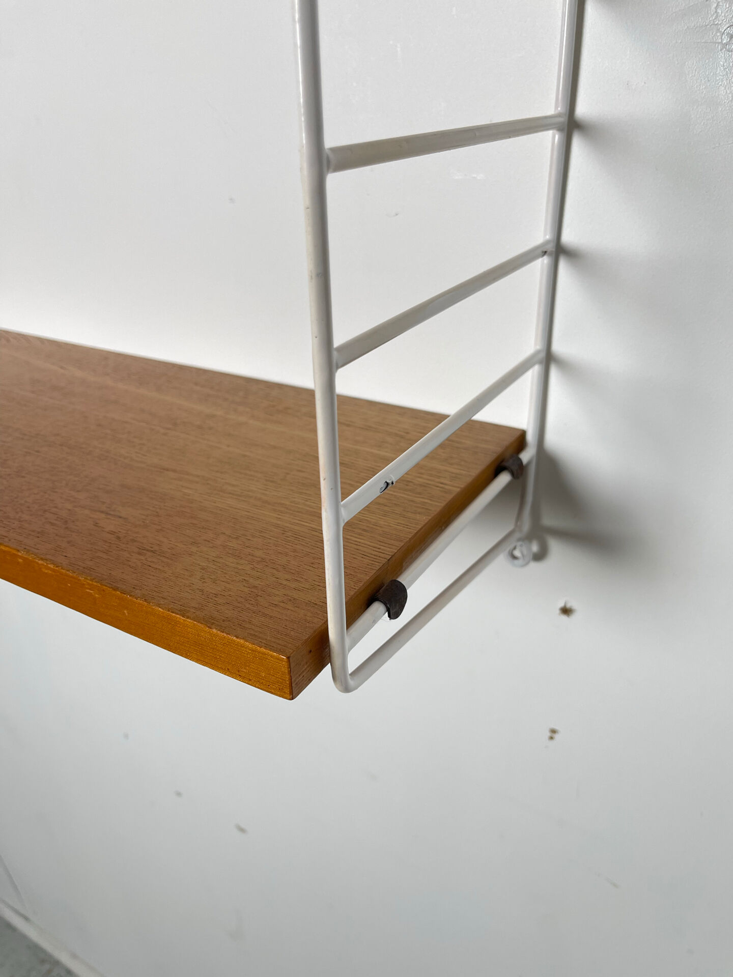 String shelf by Nisse Strinning 1960
