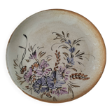 Stoneware plate with hand-painted floral decoration