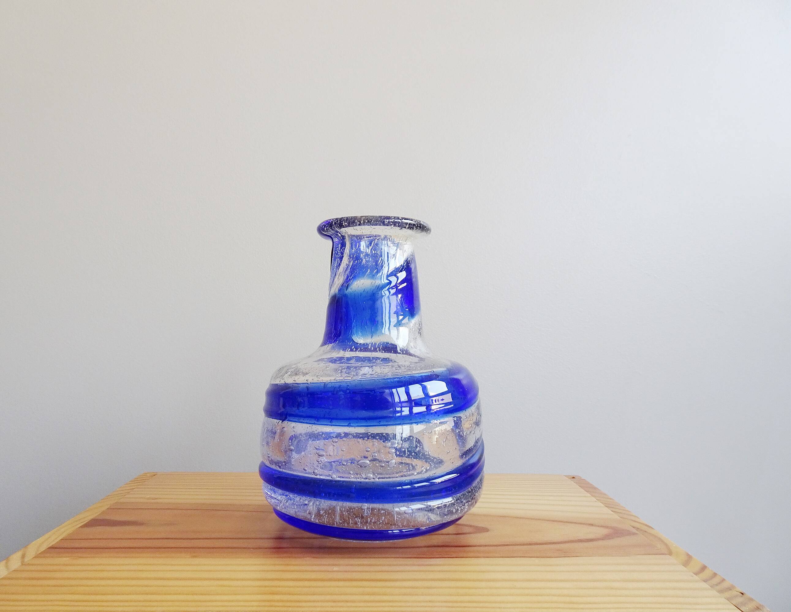 Vase tourbillon bleu