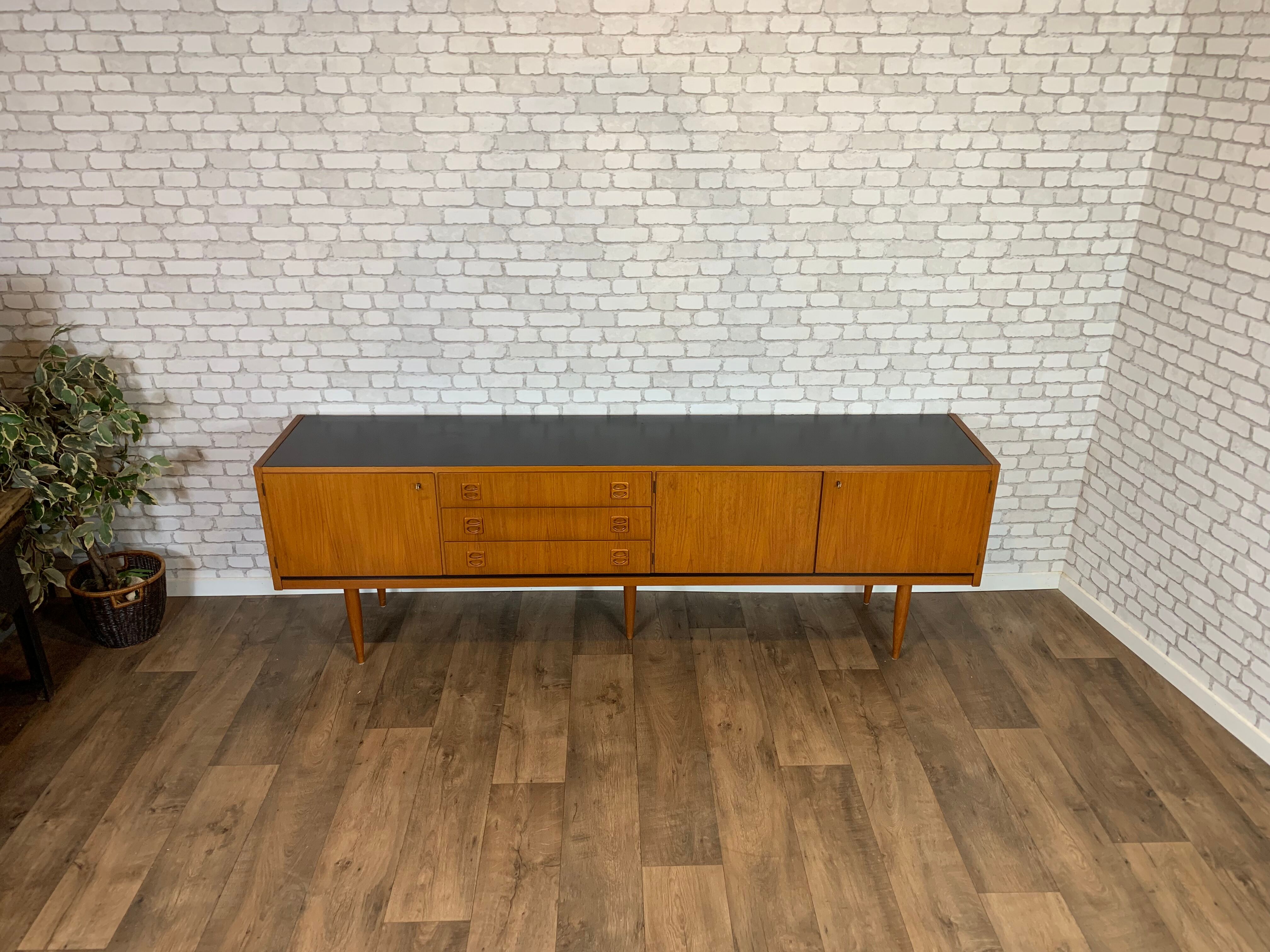 Vintage scandinavian enfilade 1960