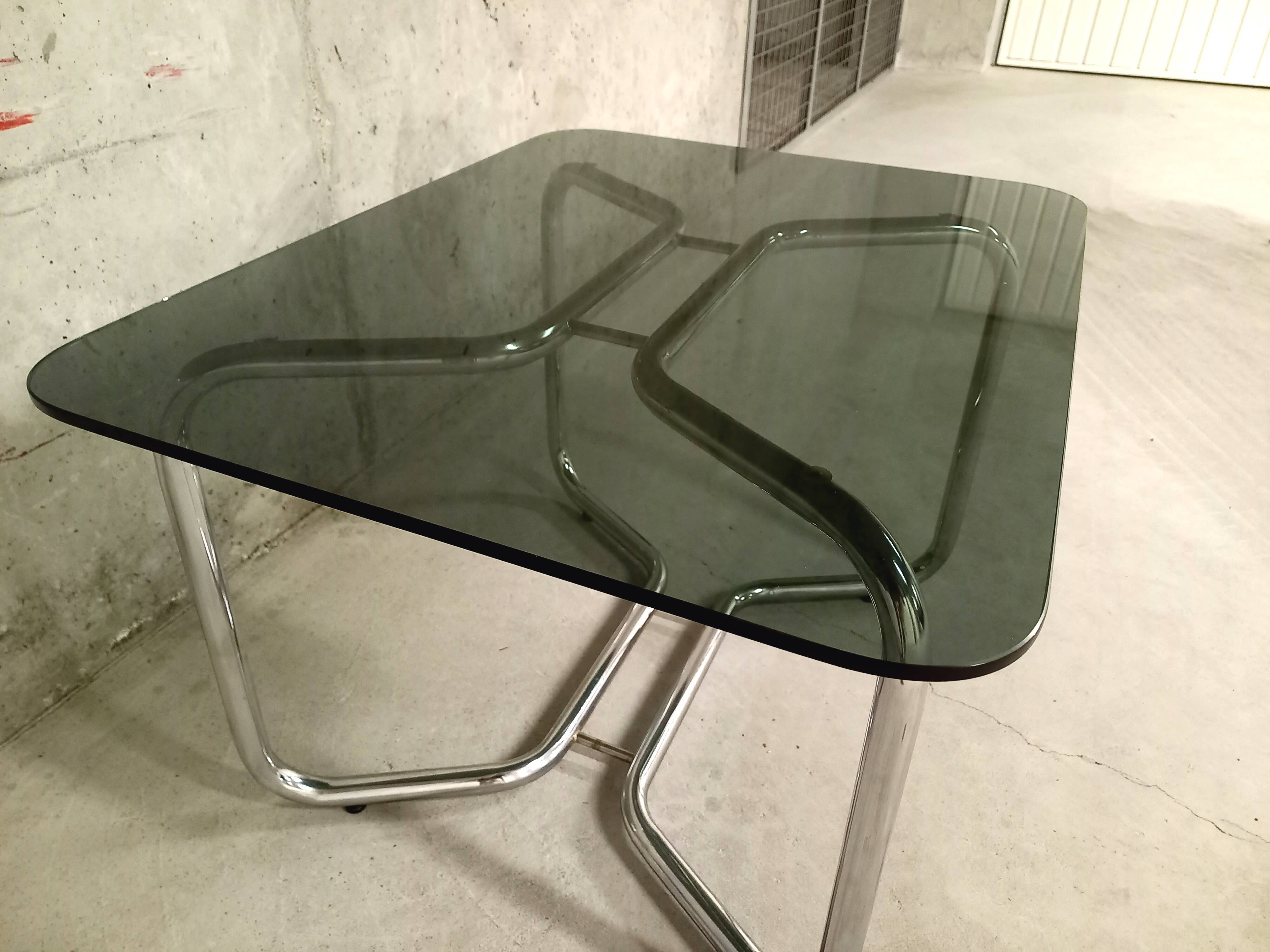 Table basse vintage en verre et métal chromé années 70