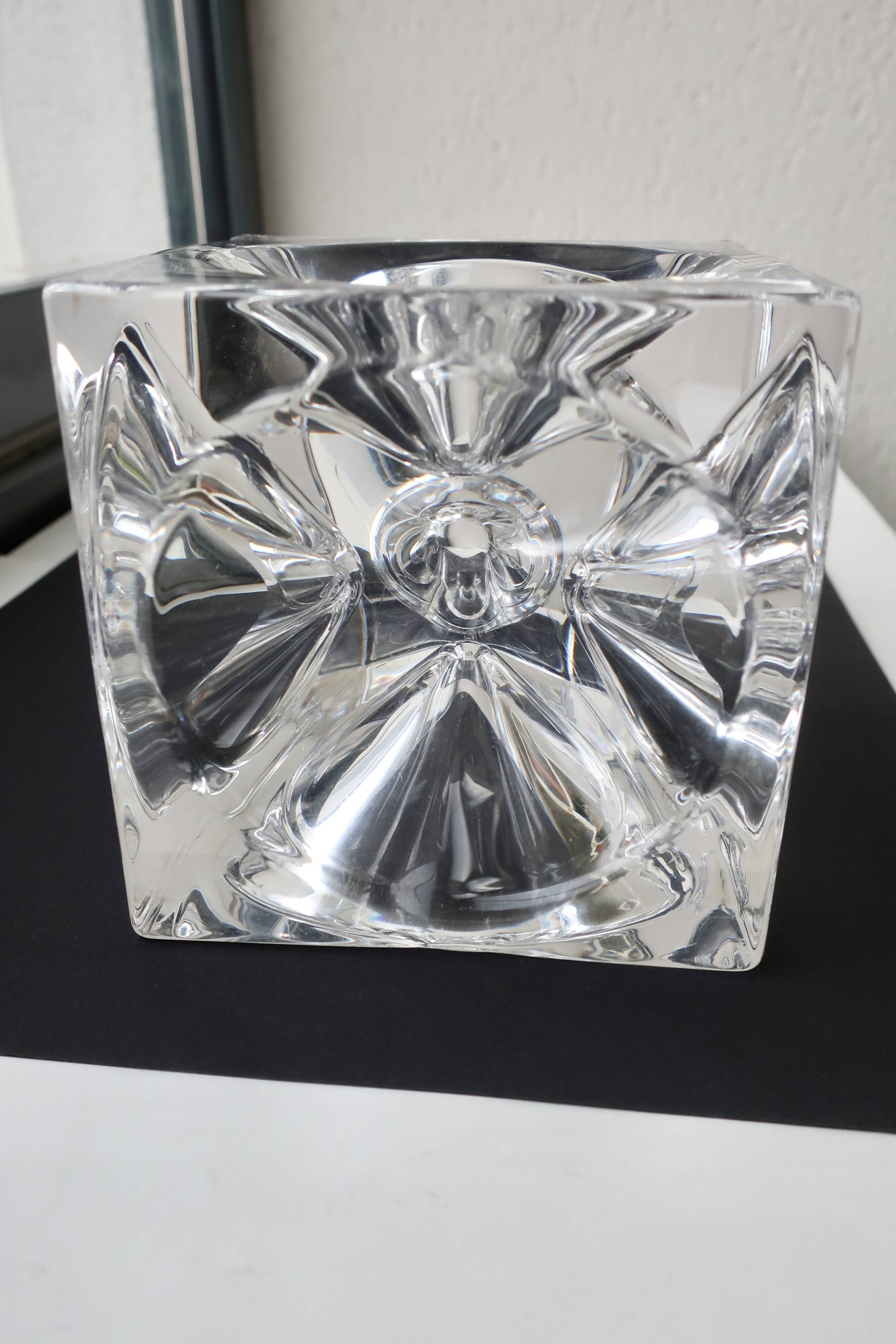 Daum france, rare cendrier cube "roc22", vers 1975, tbe