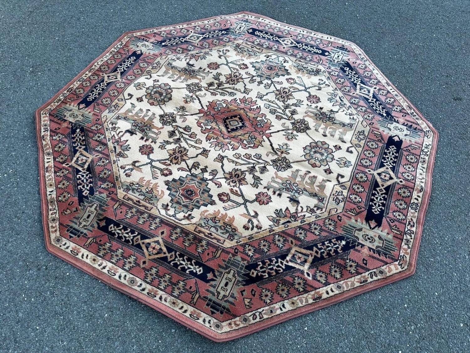 Oriental Octagonal Rug