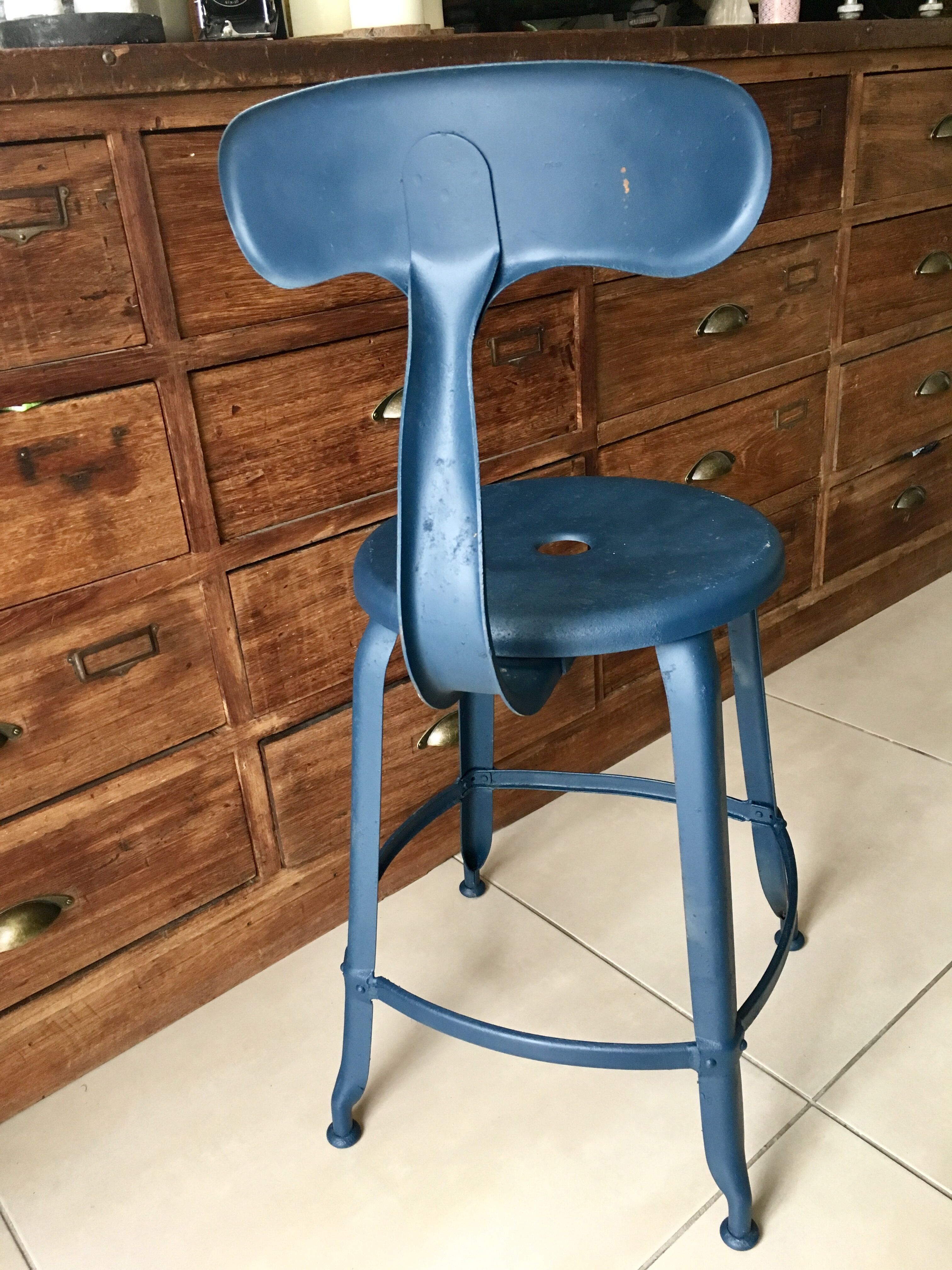 Nicolle chair