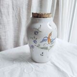 Moustiers earthenware pot and its cork