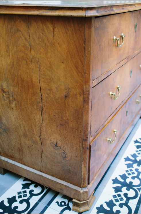 Commode ancienne