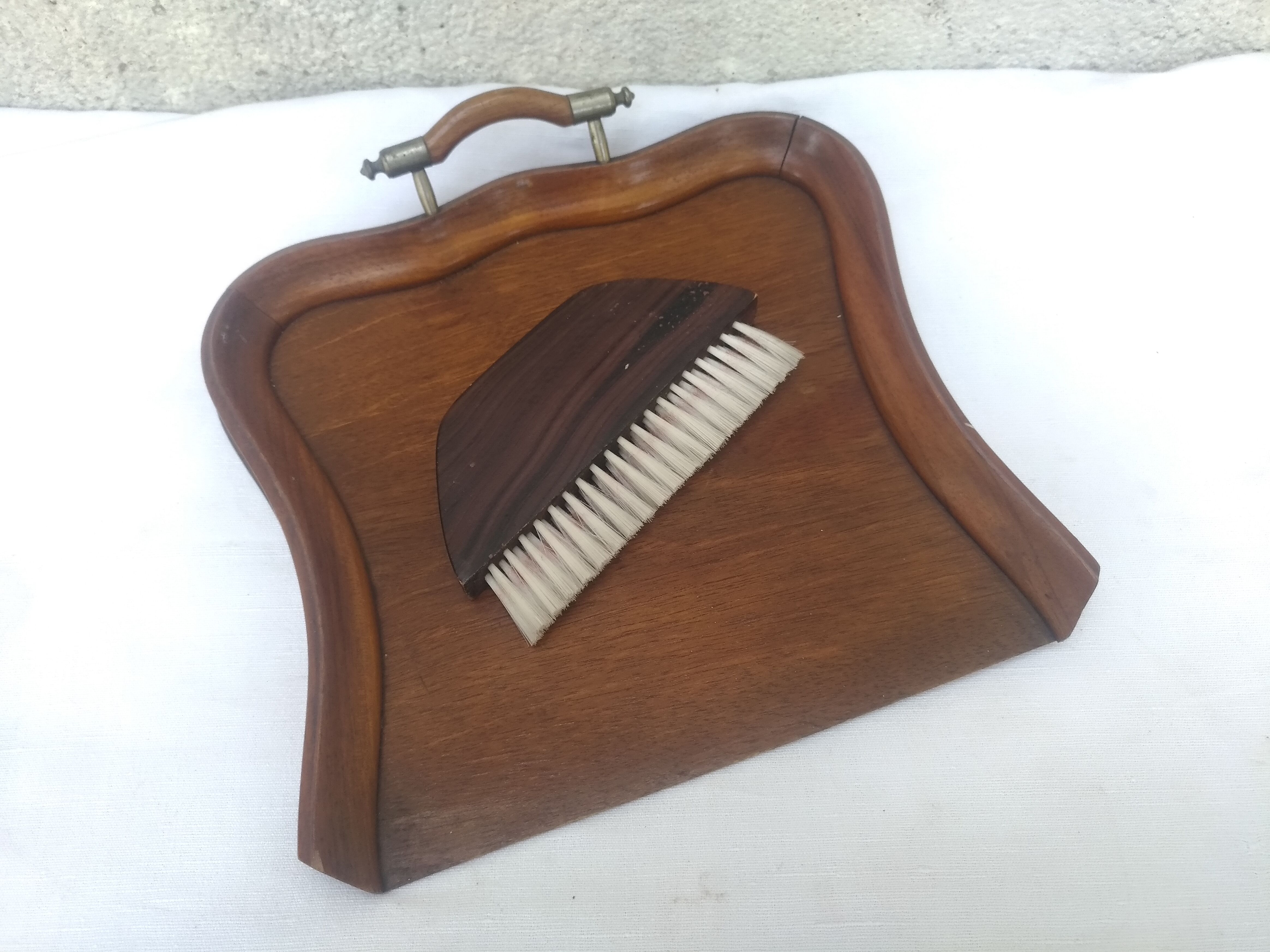 Ramasse miettes de table