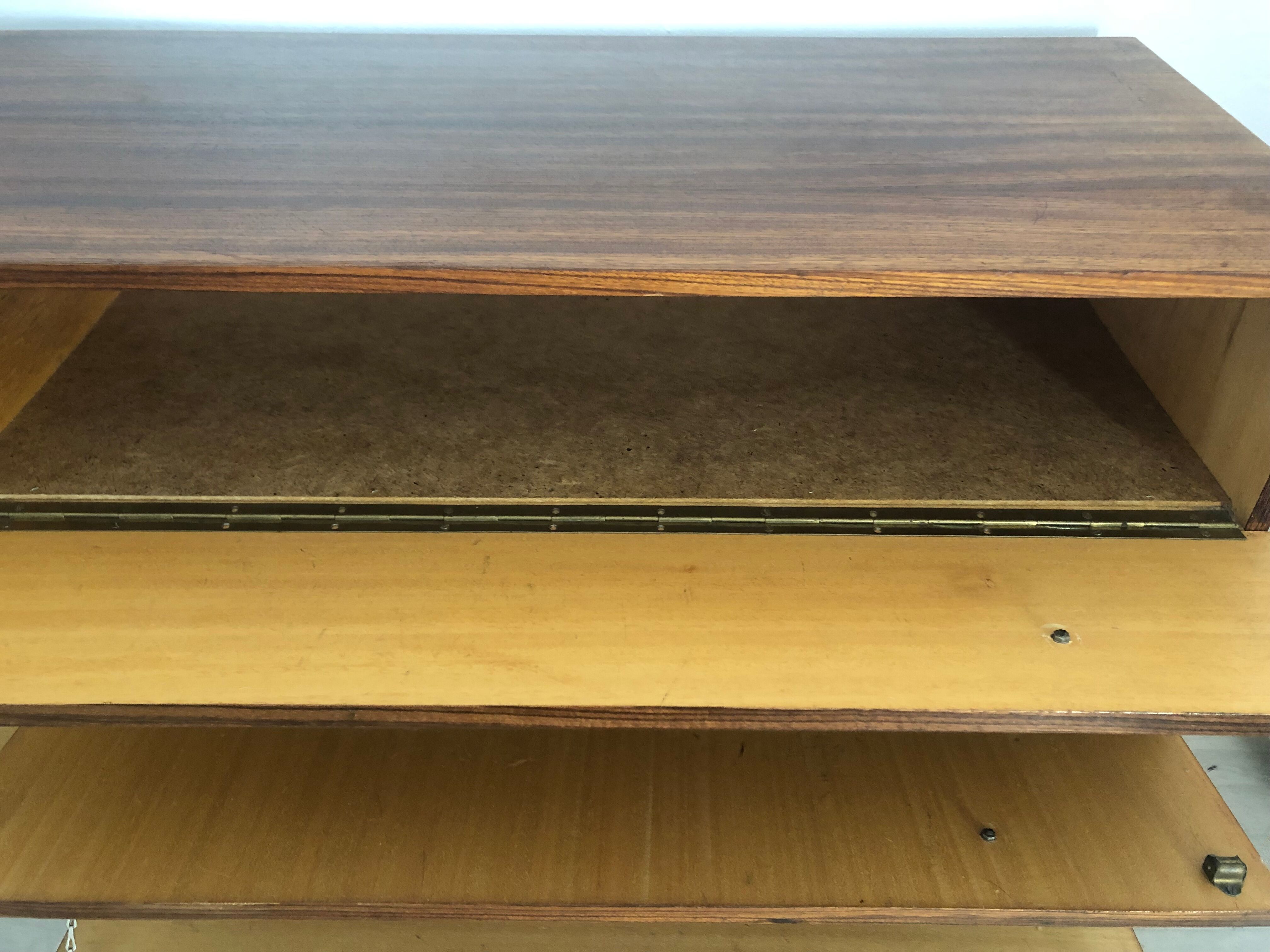 Enfilade wood doors with vintage valves 60s/70s