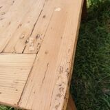 Farm table