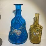 2 bouteilles en verre tourné peint et émaillé Napoleon III 3
