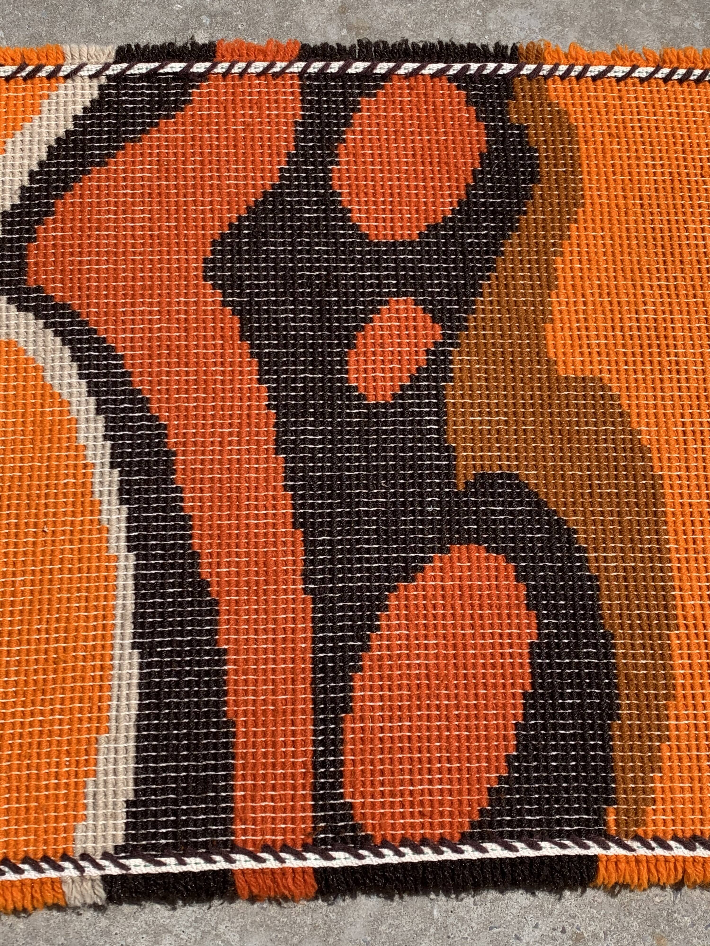 130 x 70 cm rectangular orange seventies carpet