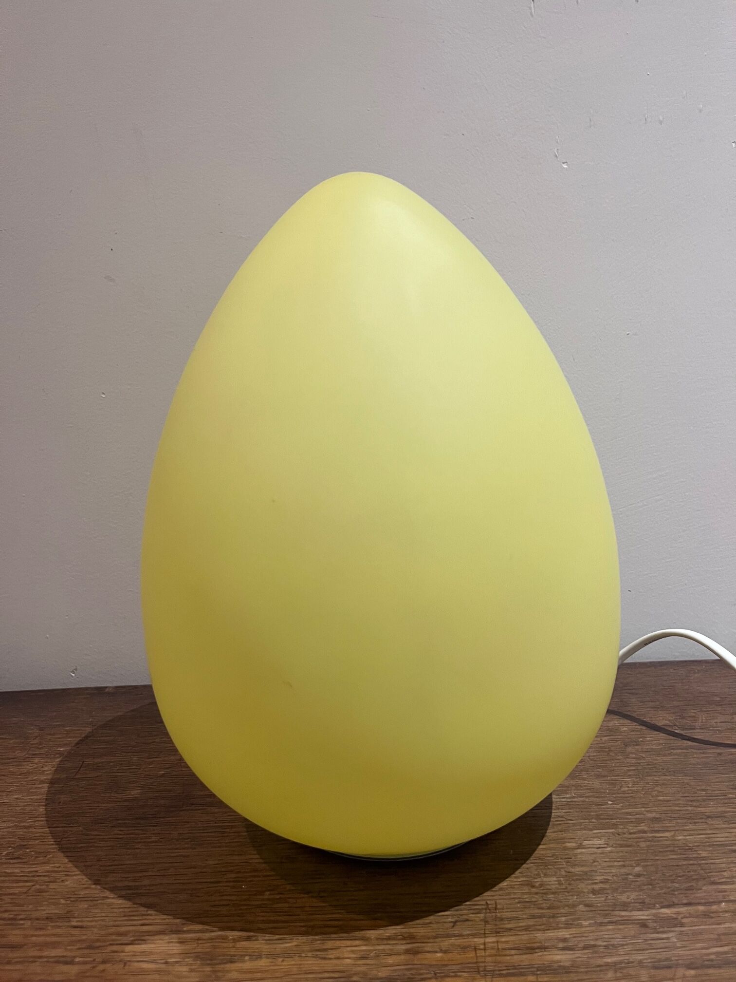 Glass egg lamp