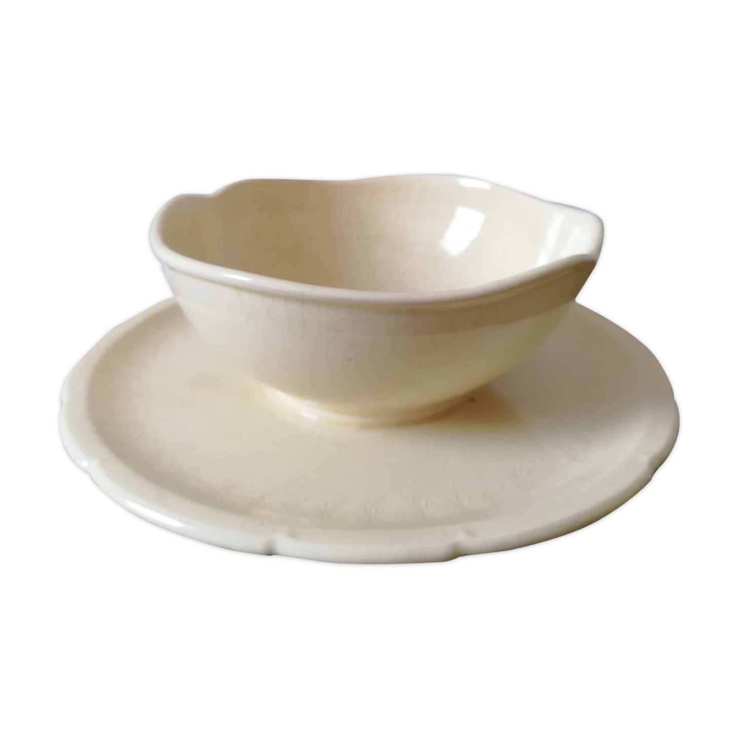 Gien's earthen saucière