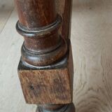 Table ancienne en chêne massif (140/80/75(cm)- Pieds en bois tourné - Deux grands tiroirs.