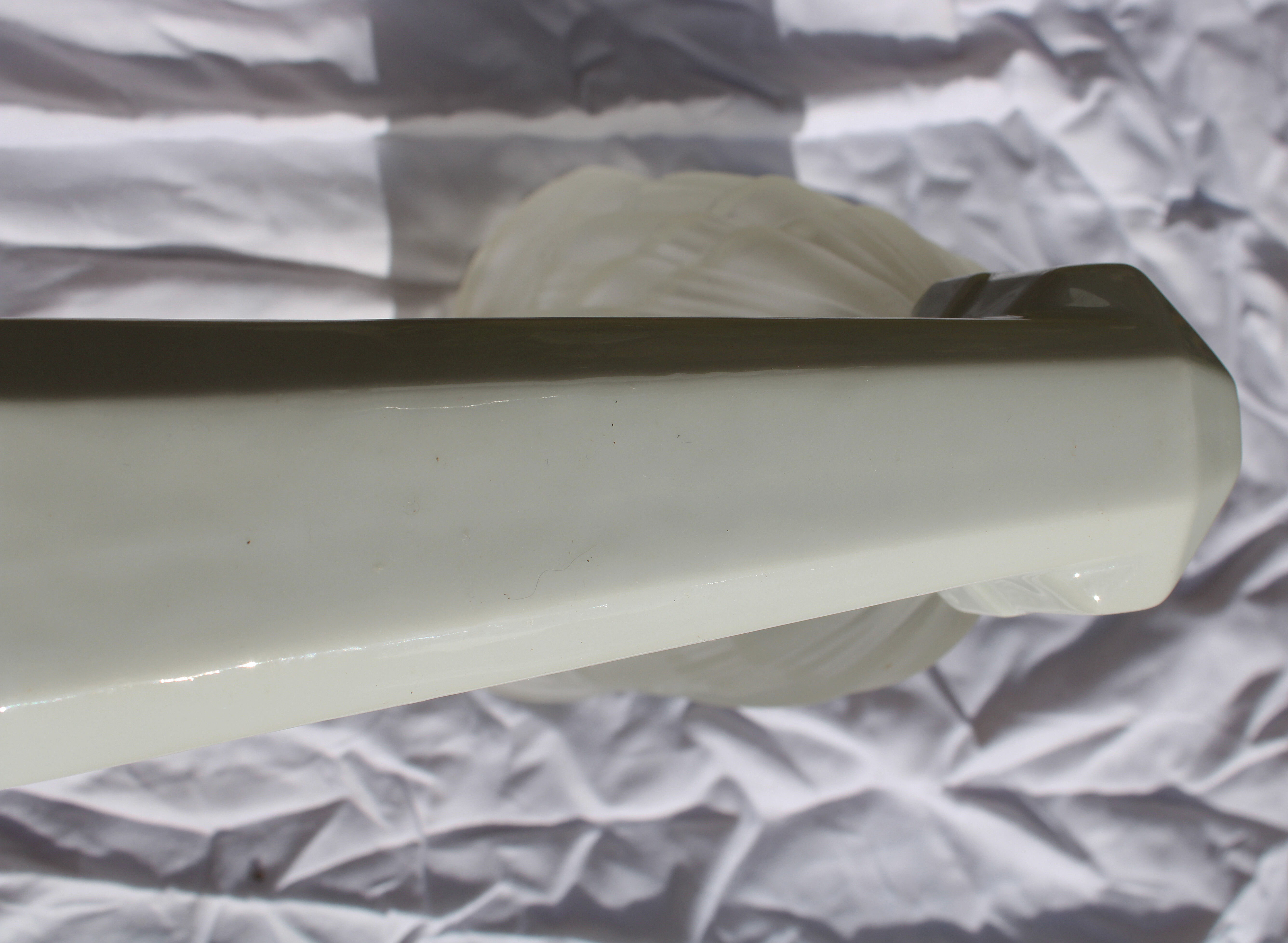 Porcelain and frosted glass wall light