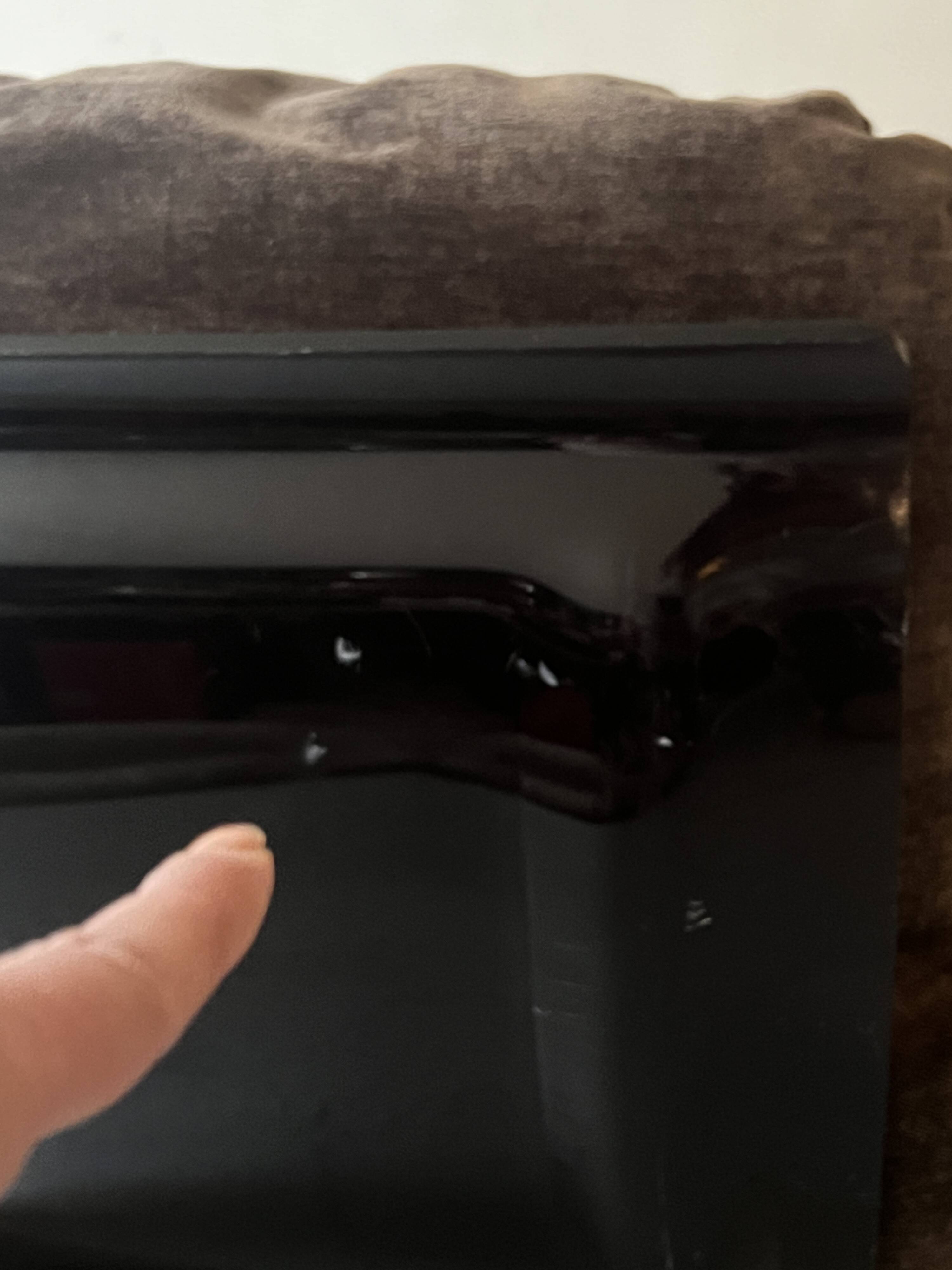 Chauffeuse Marsala en plexiglas fumé & velours ras marron, Ligne roset 1970